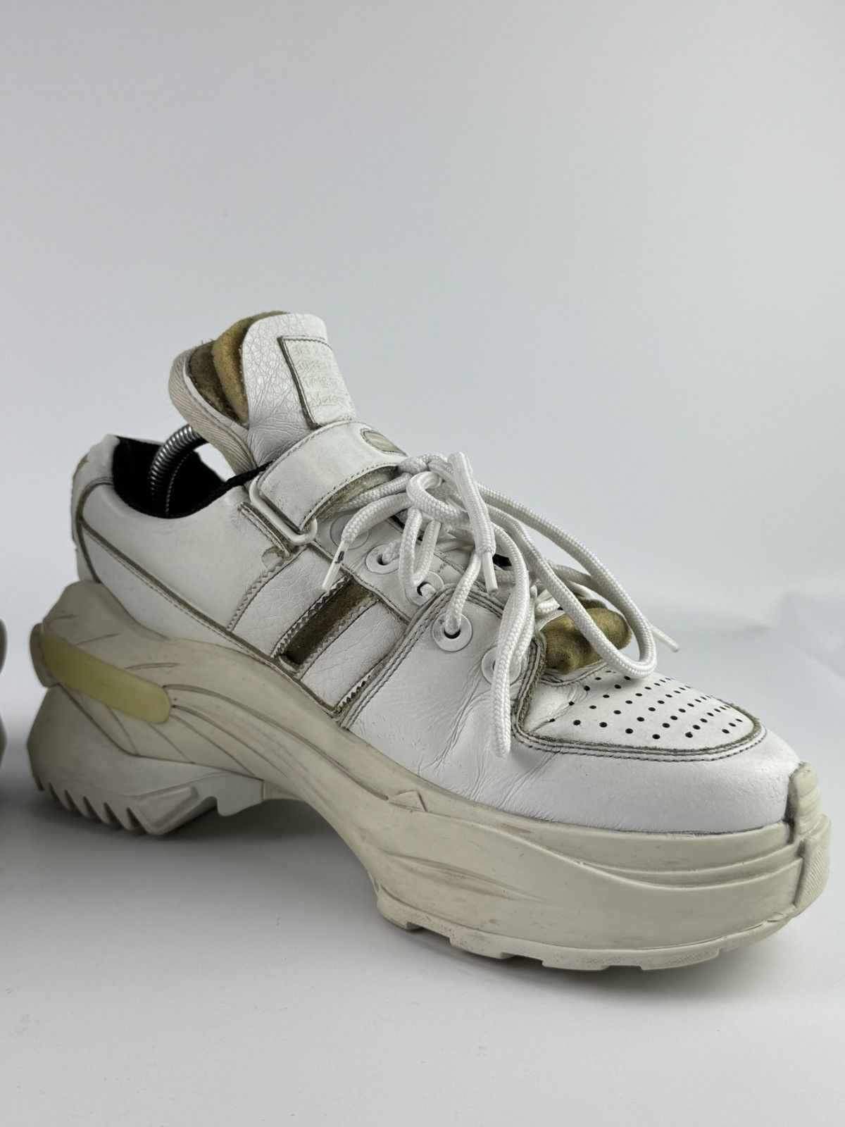 Maison Margiela Maison Margiela Low Top Retro Fit Platform Leather Sneakers Size US 8 / EU 41 - 6 Thumbnail