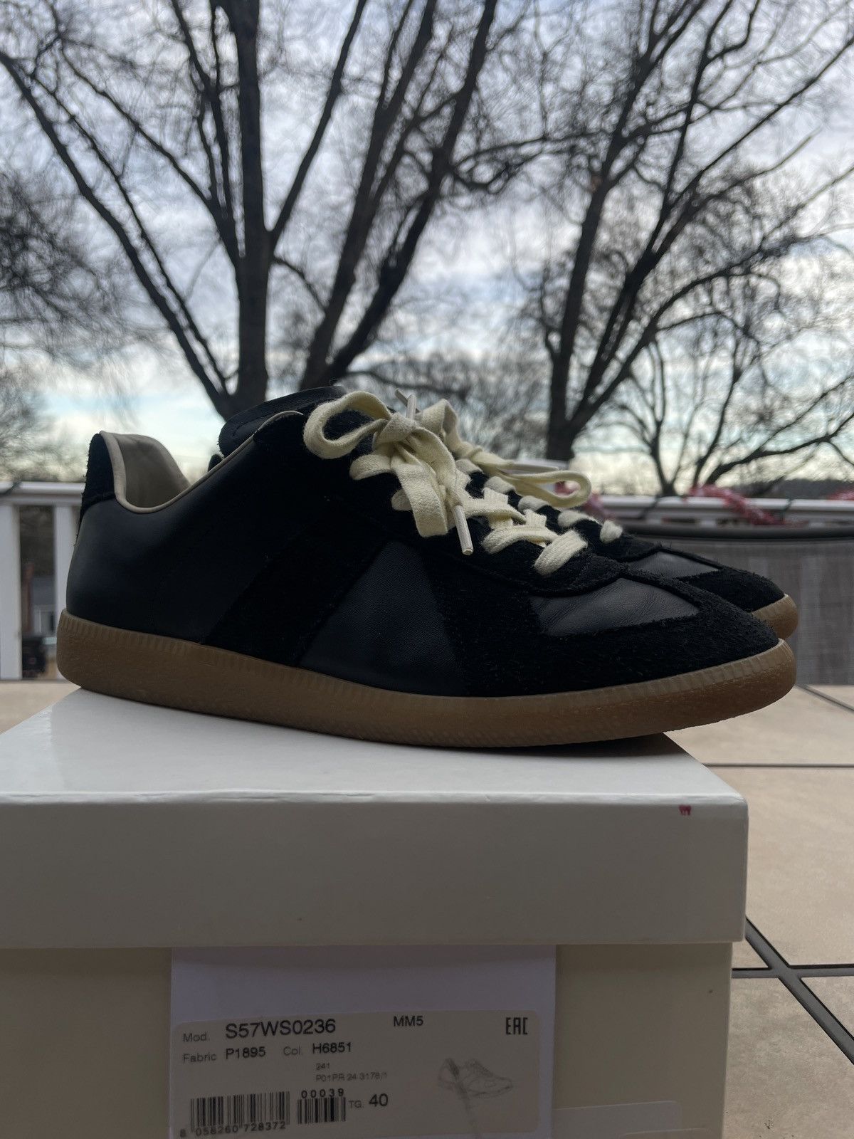 Maison Margiela Maison Margiela GAT Black Men 7/40 Low Top Italy Gum Size US 7 / EU 40 - 3 Thumbnail