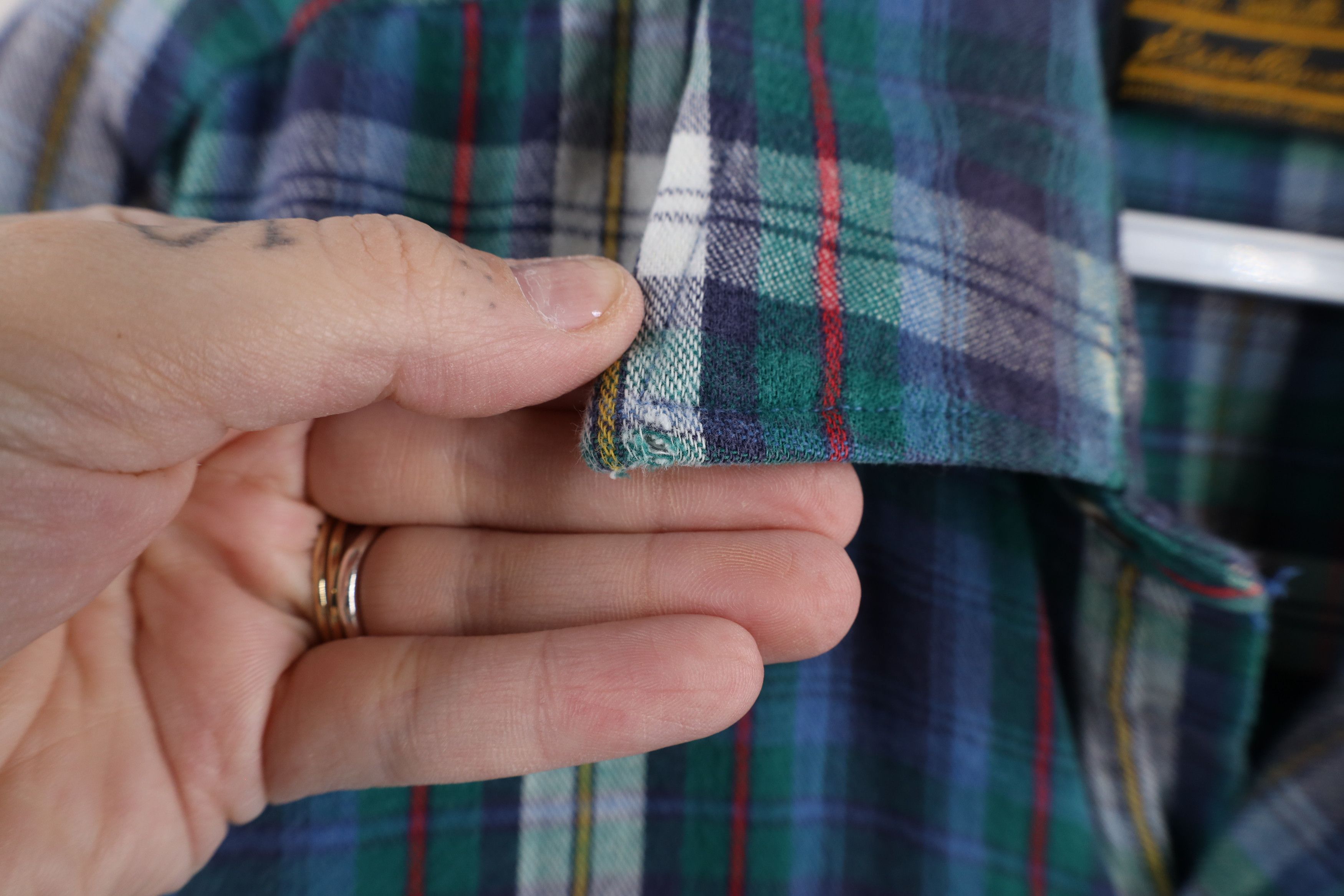 Eddie Bauer × Vintage Vintage 90s Eddie Bauer Flannel Collared Button Shirt USA Size US L / EU 52-54 / 3 - 6 Thumbnail