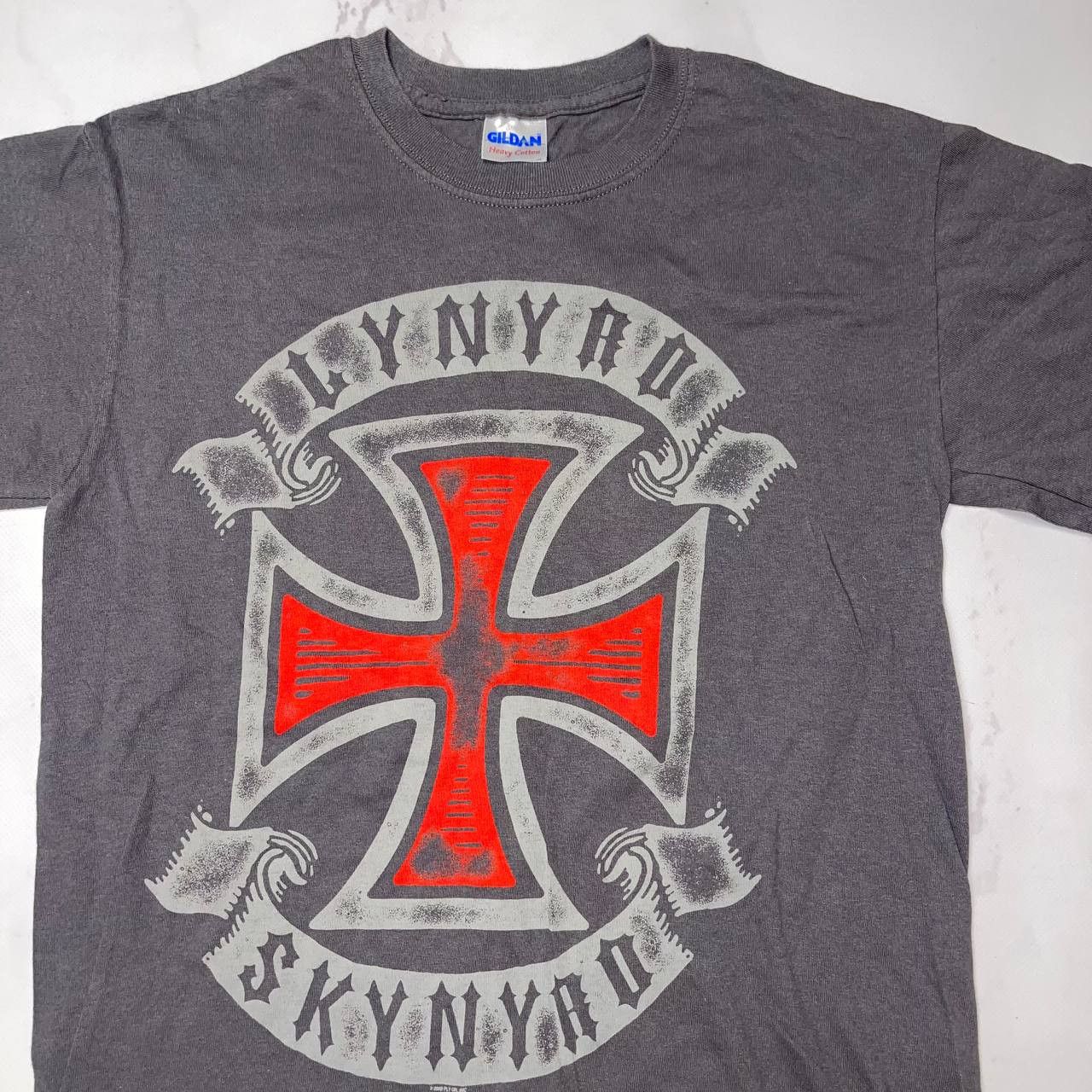 Gildan VINTAGE STYLE LYNYRD SKYNYRD Cross T-Shirt NEW 2008 Sz S Size US S / EU 44-46 / 1 - 6 Thumbnail