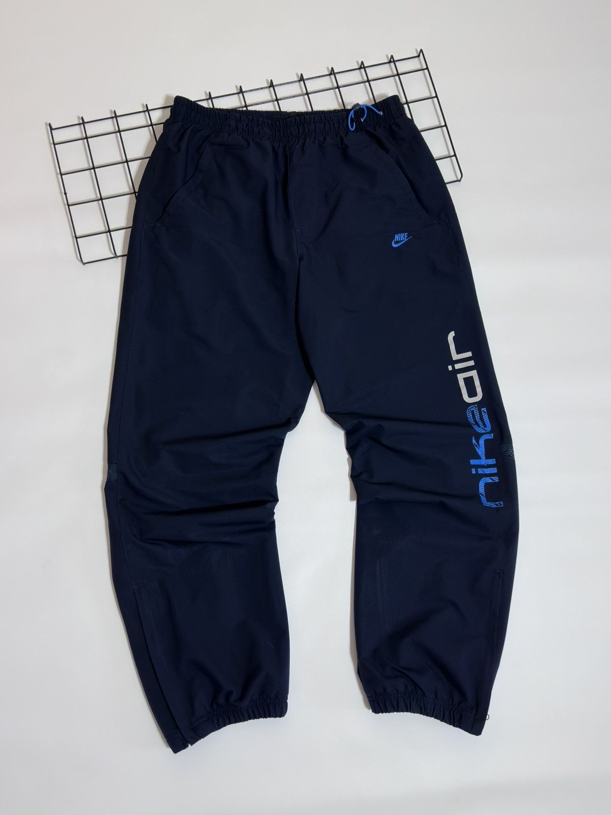Nike Vintage Nike Air Sportswear Windbreaker Track Pants Navy Size US 32 / EU 48 - 1 Thumbnail