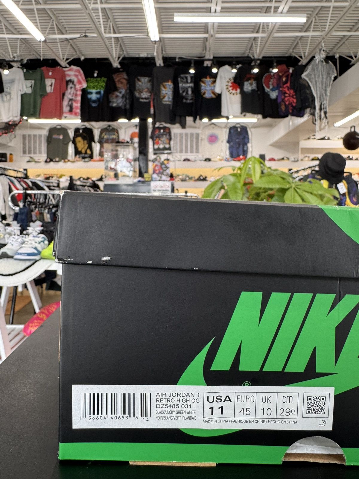 Jordan Brand Air Jordan 1 Lucky Green Size 11 (2023) Size US 11 / EU 44 - 12 Thumbnail