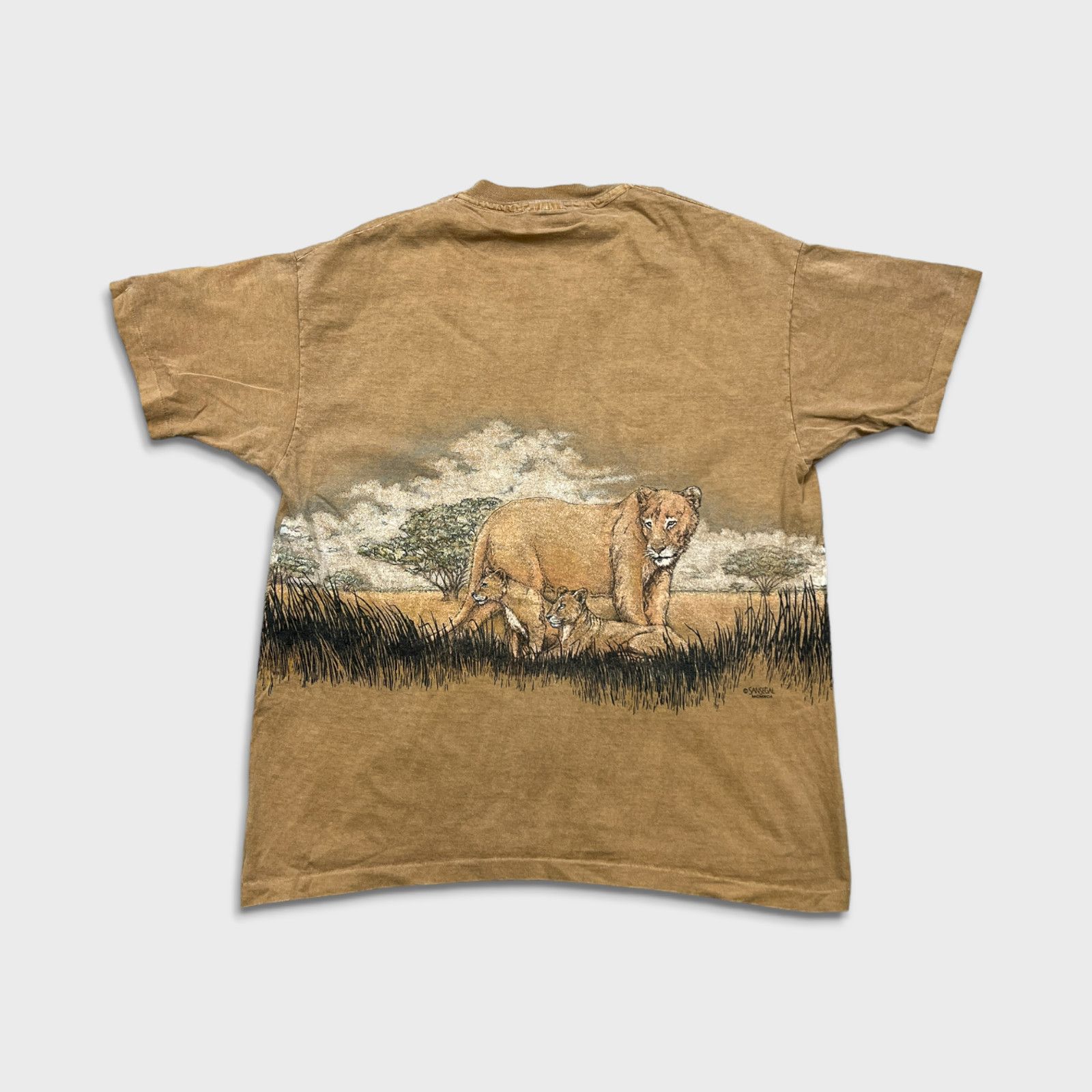 Vintage 90s Lion T Shirt Faded Single Stitched Nature Animal Tee Size US L / EU 52-54 / 3 - 6 Thumbnail