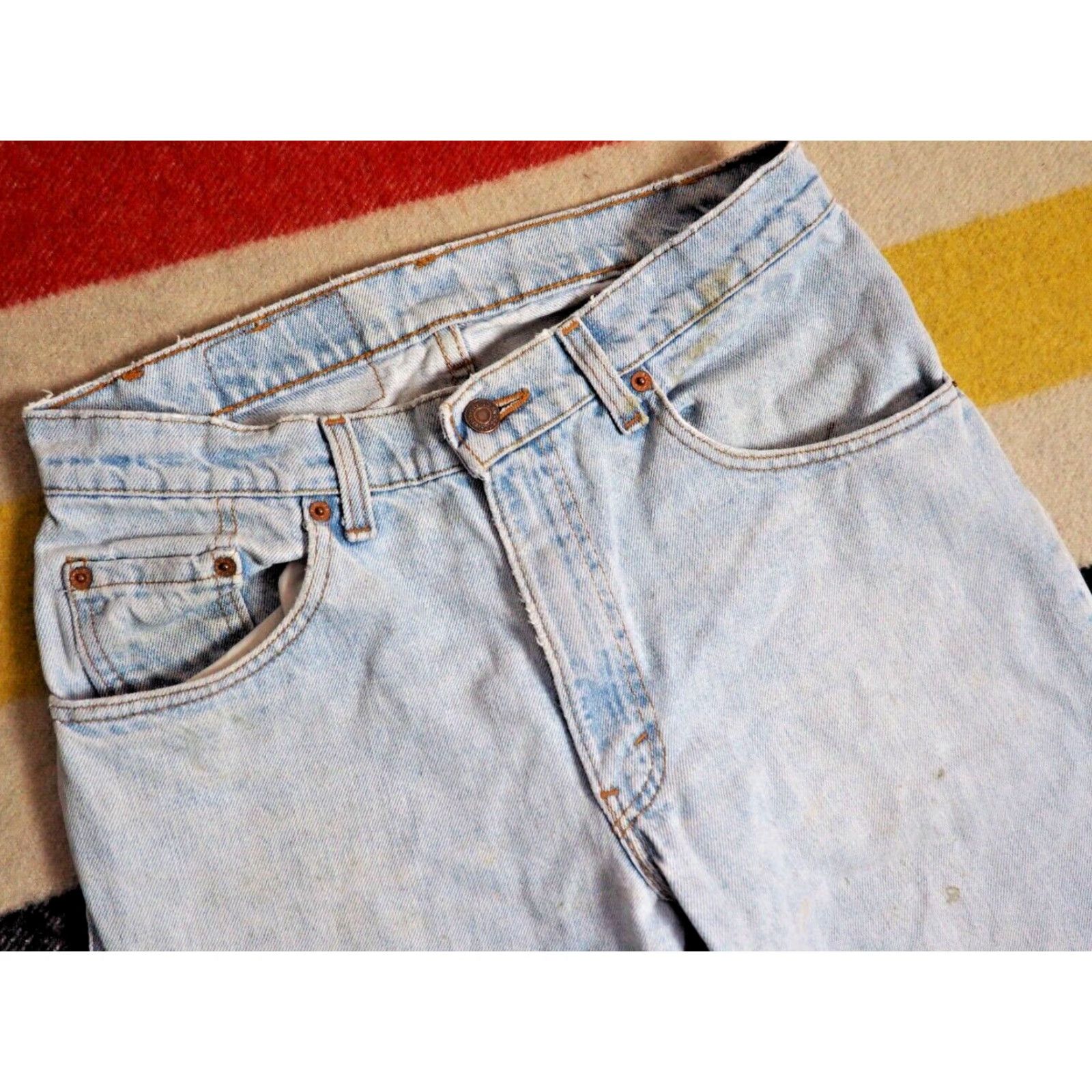 Levi's VTG Levi's 560 Denim Jeans 31x32 Blue Distressed 90s Grunge Casual Regular Vintage Jeans Pants Mens Girls Size US 31 - 3 Thumbnail
