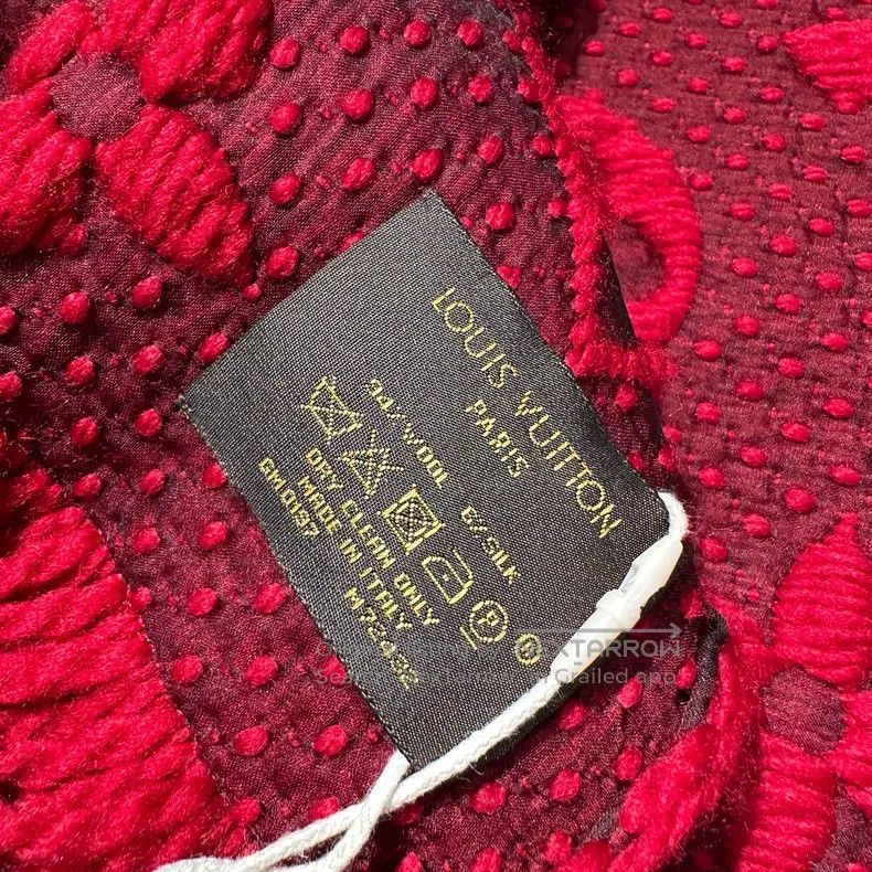 Louis Vuitton Louis Vuitton Logo mania Wool Wool Scarf Size ONE SIZE - 4 Thumbnail
