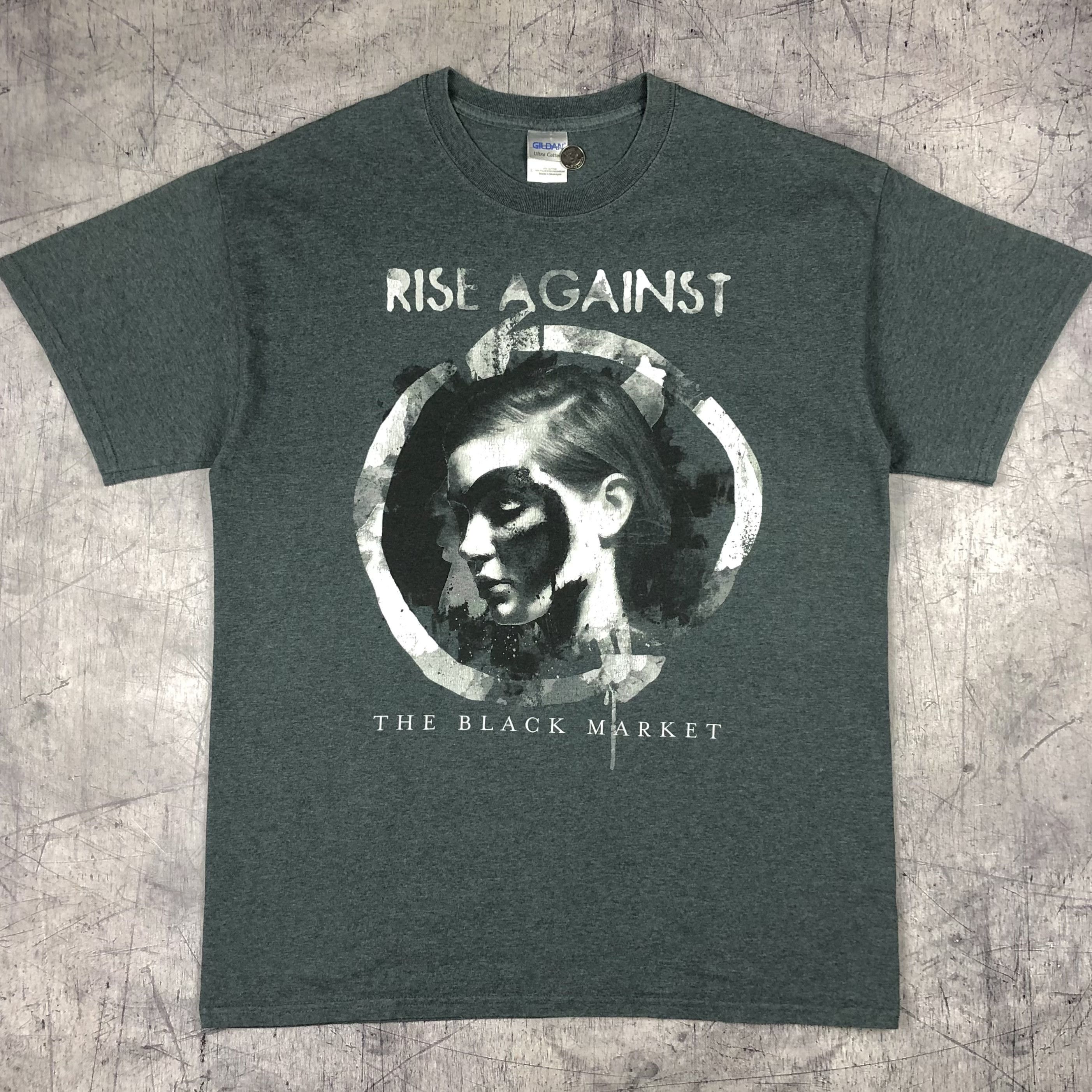 Band Tees Vintage Rise Against The Black Market Tee Size US L / EU 52-54 / 3 - 1 Thumbnail