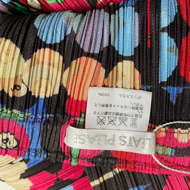 Issey Miyake Issey Miyake size:5 Snooker table tennis pleated skirt Size 23" - 8 Thumbnail