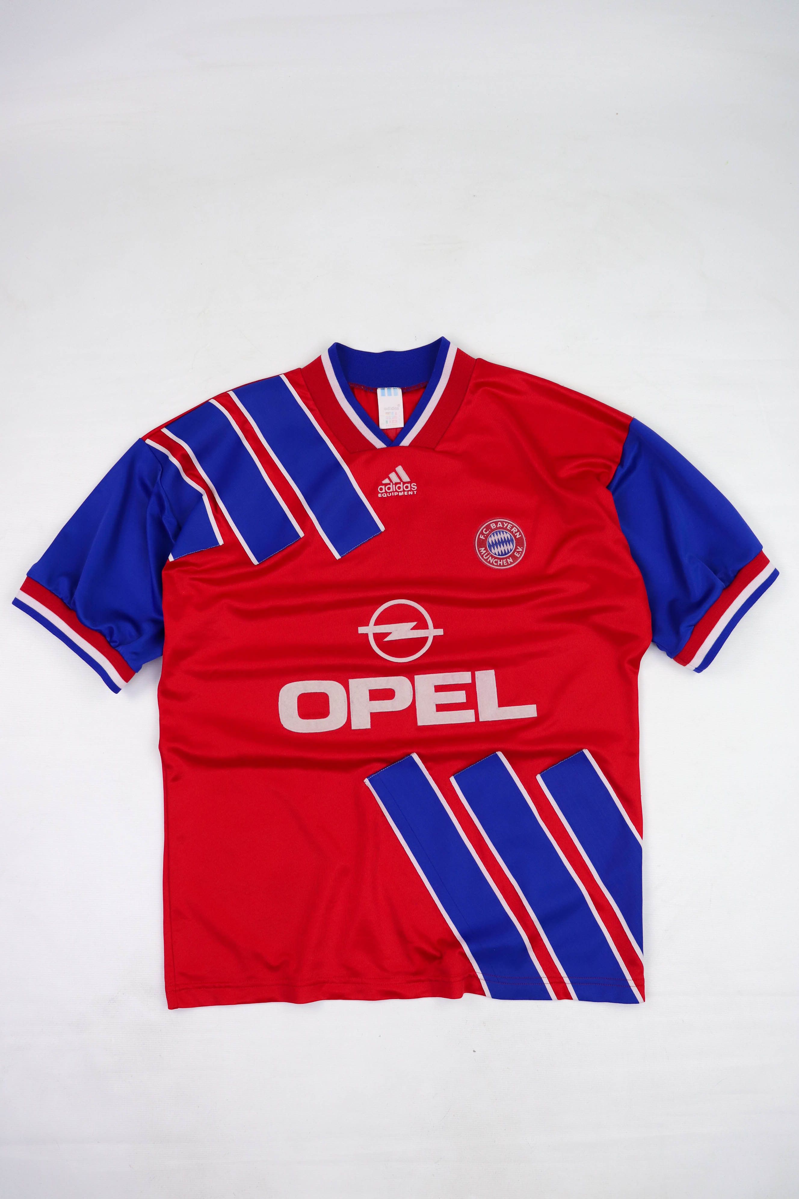 adidas　FC BAYERN MUNCHEN Bayern MÃ¼nchen Neues Heimtrikot Bayern München 1994 1995
