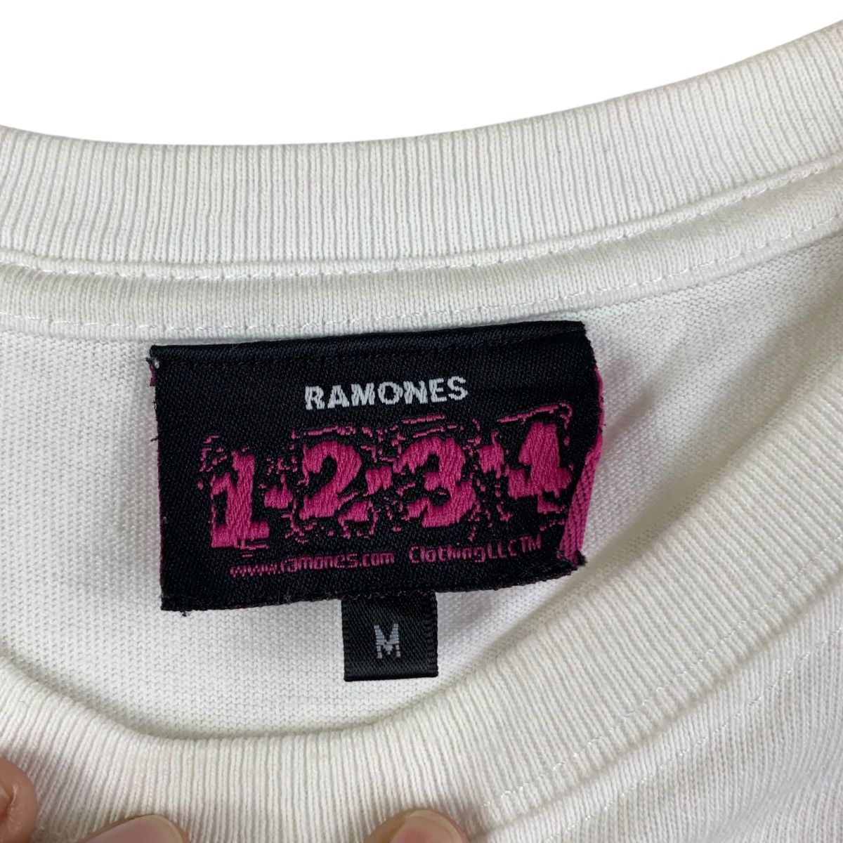 Band Tees RAMONES PUNK BAND Seal White Logo Promo Tee Shirt Top Album Size M / US 6-8 / IT 42-44 - 6 Thumbnail