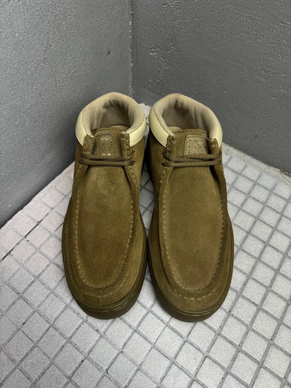 Vans Vans Carver Suede OG Boots Size US 7.5 / EU 40-41 - 2 Thumbnail