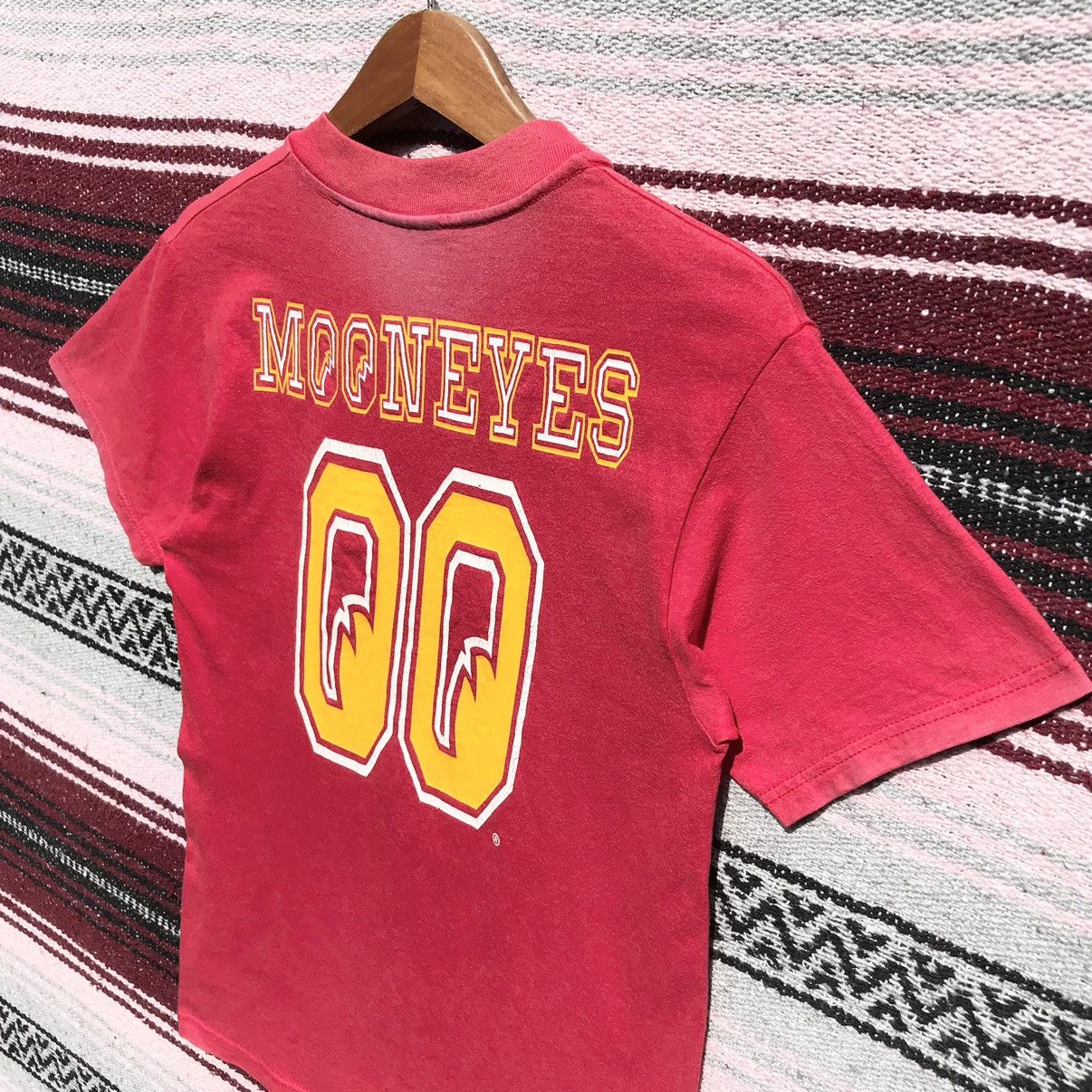Japanese Brand Vintage 90s Moon Eyes Tee Moon Eyes Equipment Co. SunFaded Size US S / EU 44-46 / 1 - 7 Thumbnail
