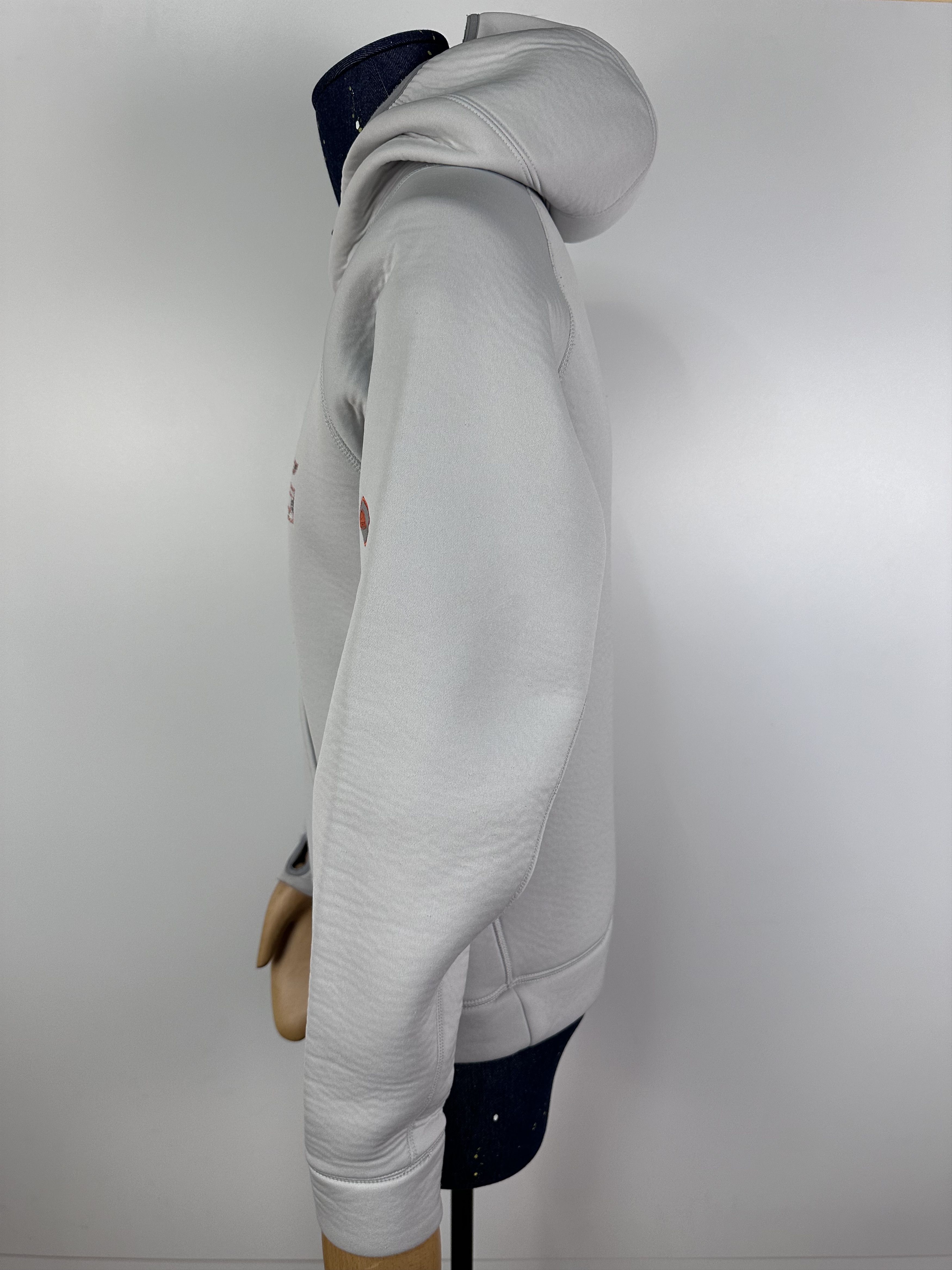 Nike × Nike ACG × Vintage Vintage Nike Acg Hoodie Gray Mens Size S Size US S / EU 44-46 / 1 - 8 Thumbnail