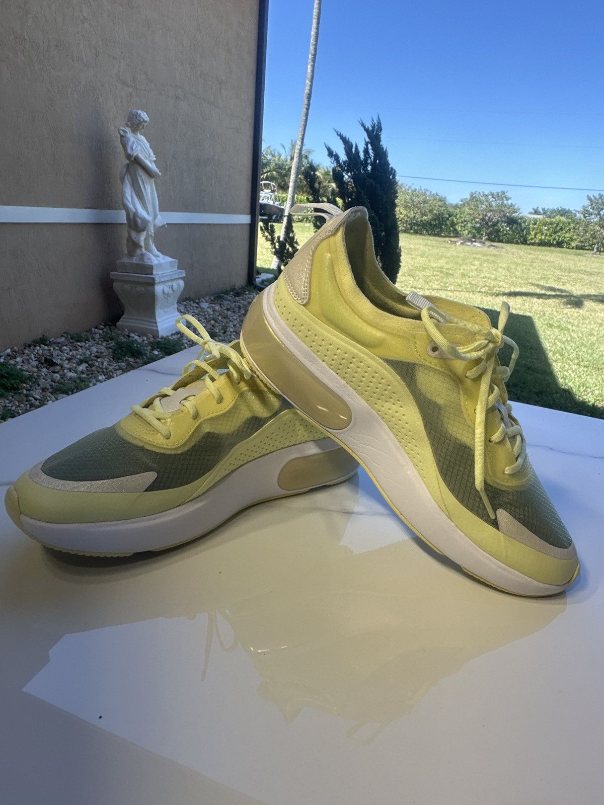 Nike Nike Air Max Dia Luxury Luminous Green Sneakers Size US 7.5 / IT 37.5 - 4 Thumbnail