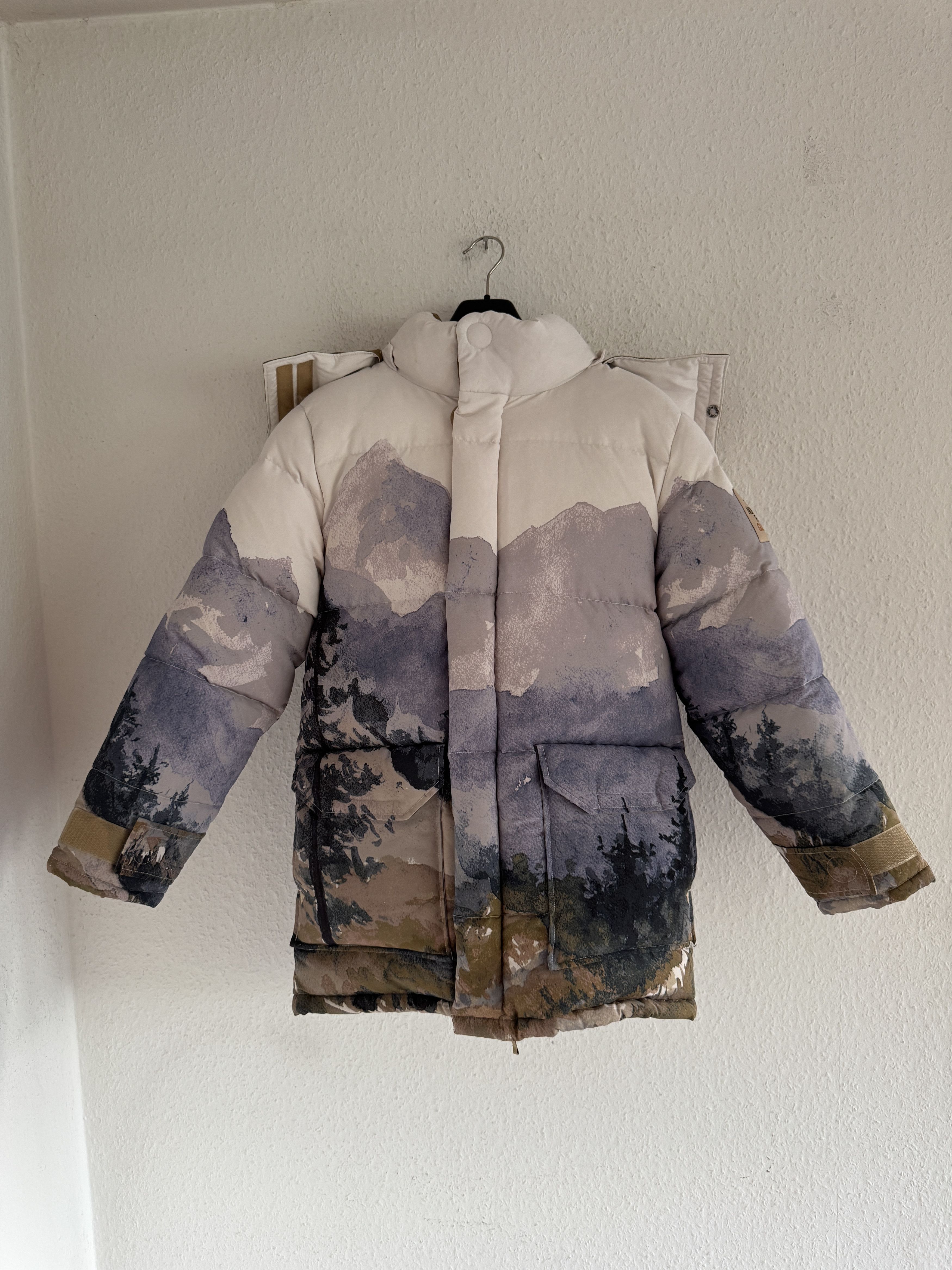 Gucci × The North Face Gucci x North Face Mountain Print Puffer Size US XS / EU 42 / 0 - 1 Thumbnail