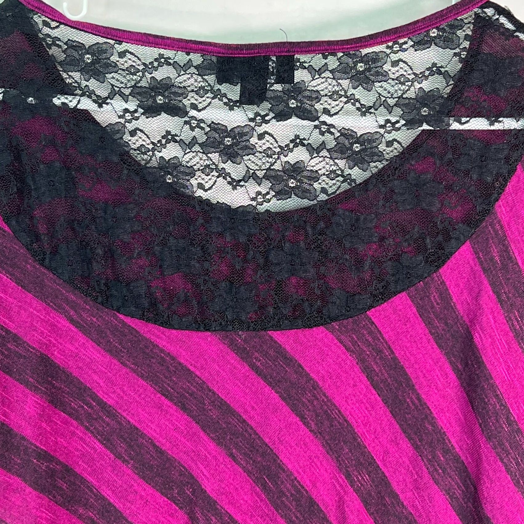 Vintage IZ Byer Womens Blouse Shirt Striped Lace Back Purple XL Dolman Sleeve Casual Regular Runtime: 22in 40in Chest Womens Fit 50% Rayon 50% Polyester Size XL / US 12-14 / IT 48-50 - 5 Thumbnail