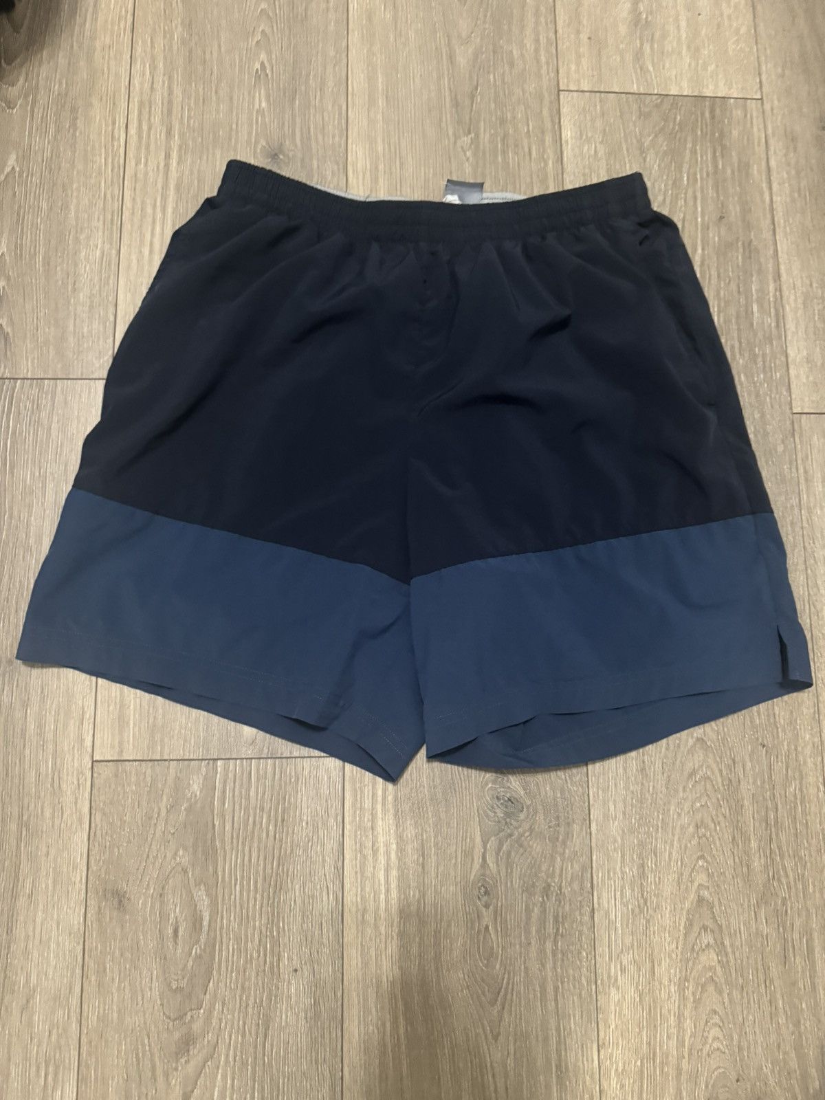 Champion Champion shorts size L Size US 34 / EU 50 - 1 Thumbnail
