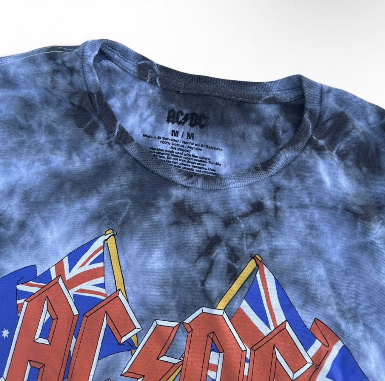 AC/DC Acdc concert tee vintage style Size US M / EU 48-50 / 2 - 2 Thumbnail