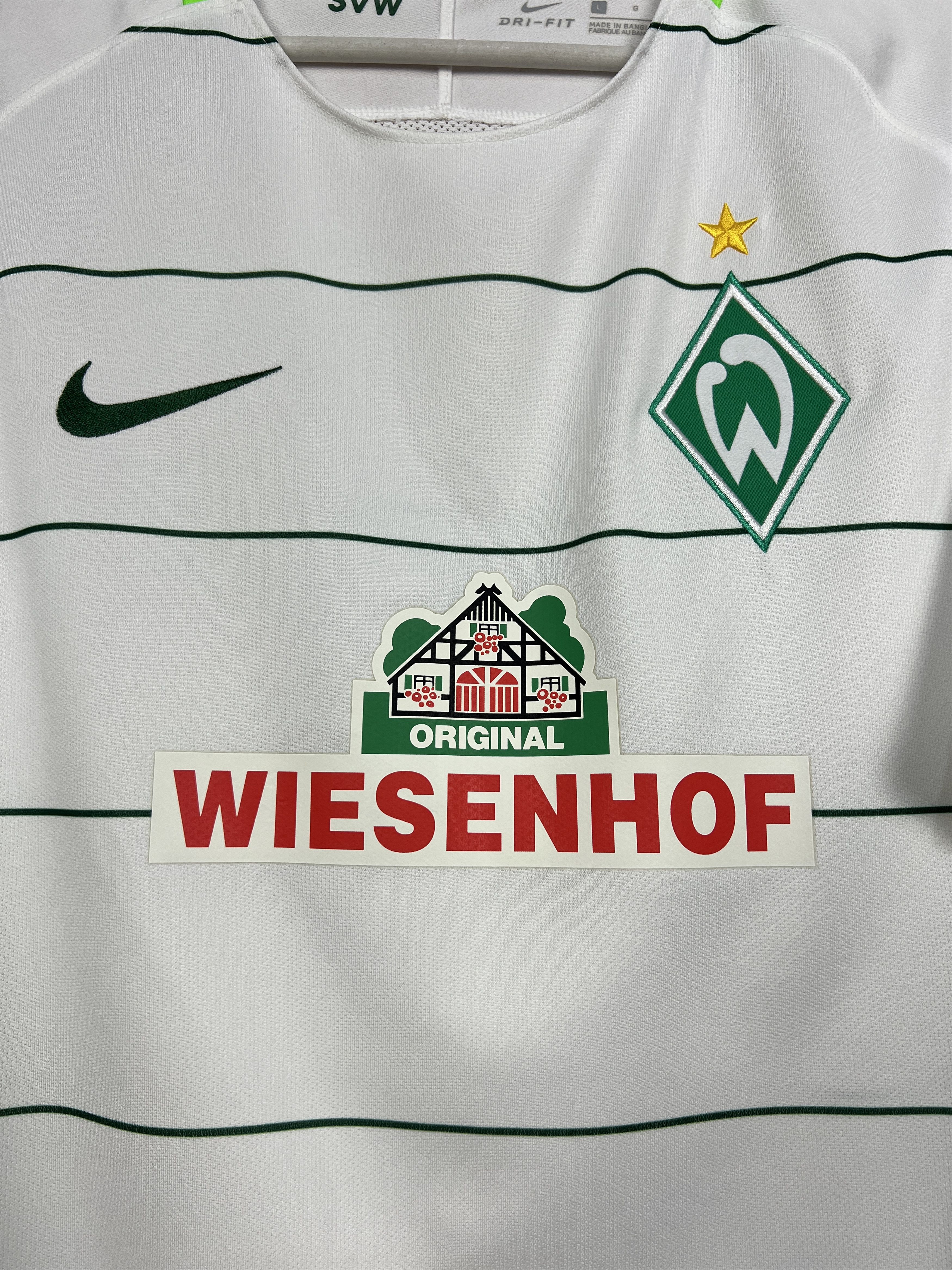 Nike Werder Bremen Away football shirt 2017 Soccer Nike Size US L / EU 52-54 / 3 - 3 Thumbnail