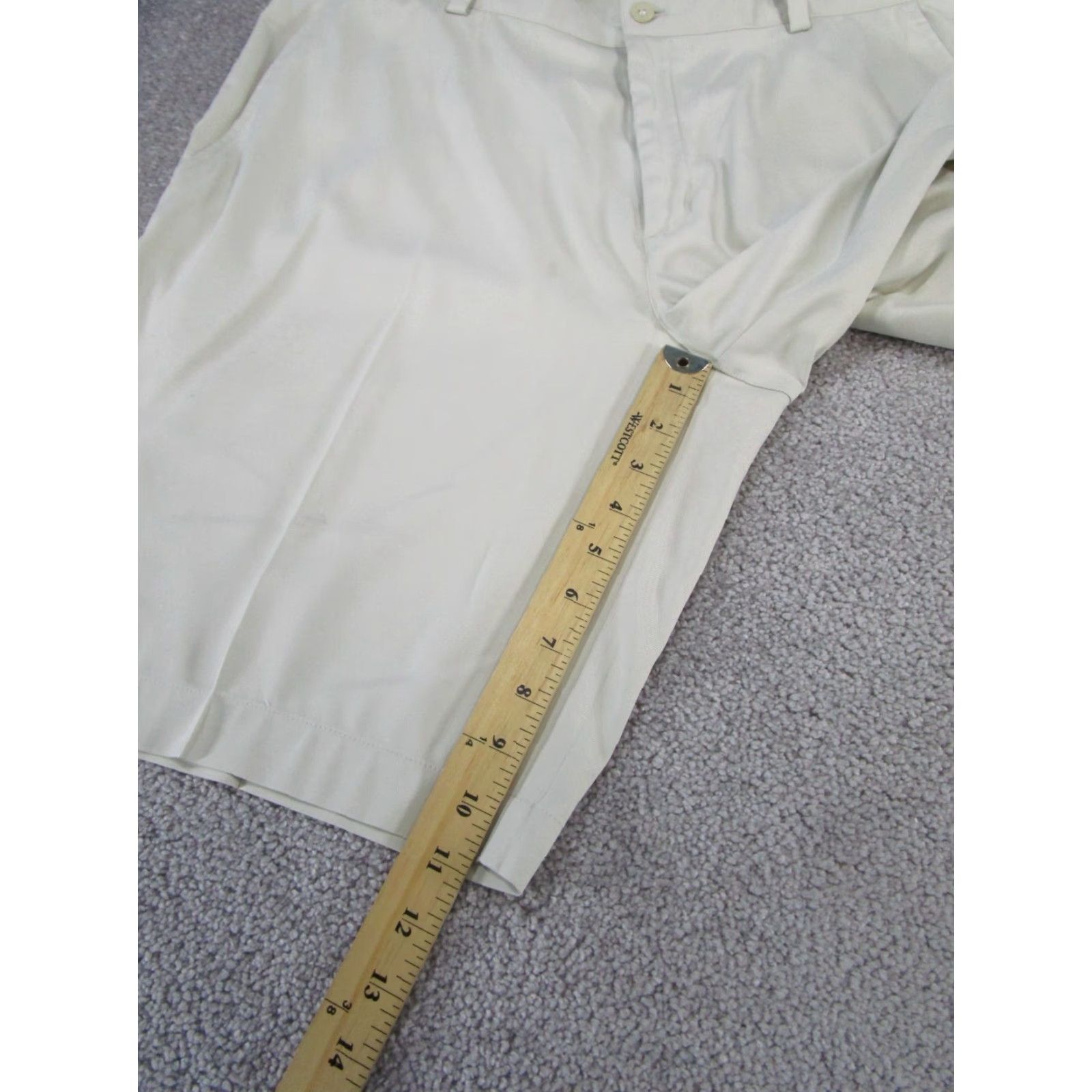 Nike Nike Golf Shorts Mens 36 Dri Fit Beige Lightweight Chino Polyester Spandex Casual Travel Workwear Mens 36 Beige Lightweight Nike Shorts Size US 36 / EU 52 - 5 Thumbnail