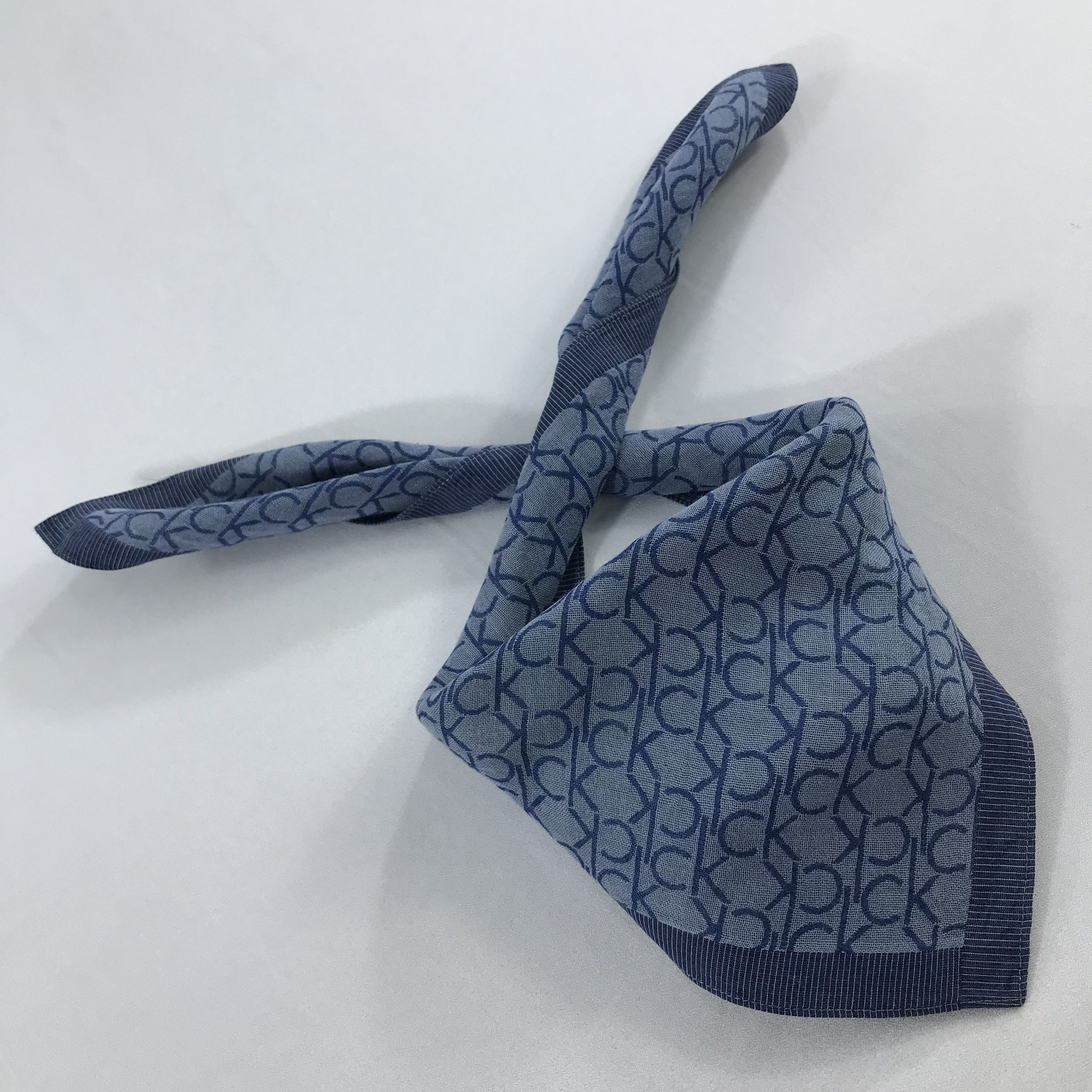 Calvin Klein × Vintage Calvin Klein Bandana / Handkerchief / Neckerchief - S1935 Size ONE SIZE - 4 Thumbnail