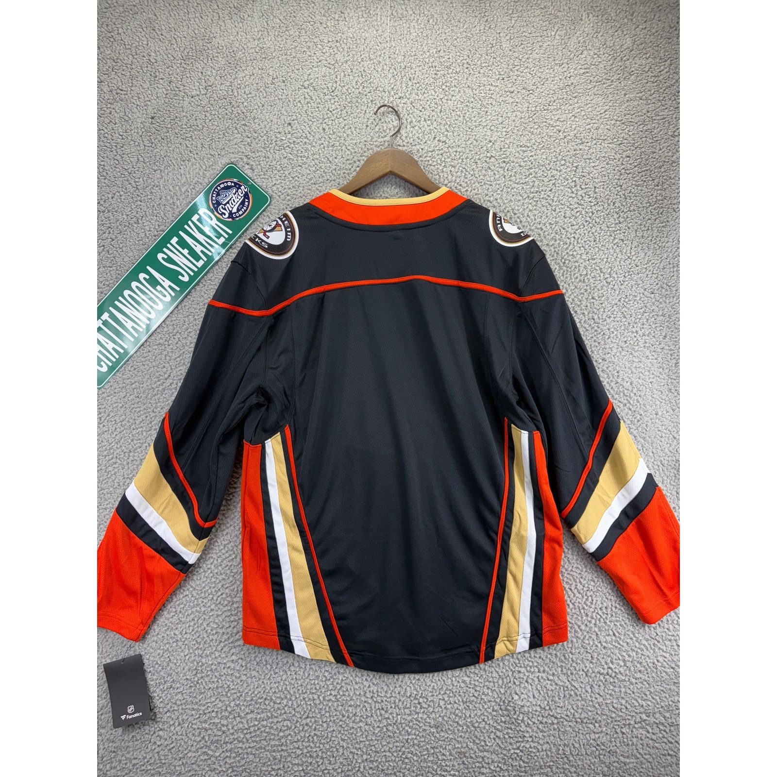 NHL Fanatics Anaheim Ducks NHL Ice Hockey Jersey Mens Medium M Size US M / EU 48-50 / 2 - 7 Thumbnail