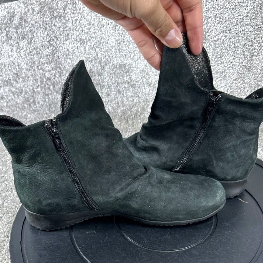 Mephisto VINTAGE Mephisto Booties Women’s Ankle Boot Solid Leather Fall Winter Casual Comfort Size 7.5 Black Size US 7.5 / IT 37.5 - 4 Thumbnail