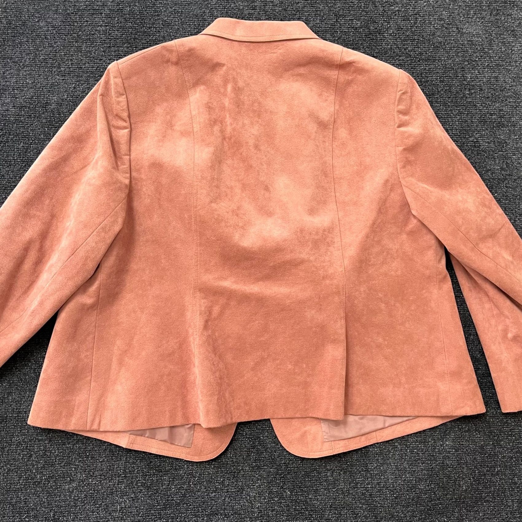 Vintage Blazer Jacket Womens Medium Pink Faux Suede Lined Notch Lapel Career Work Office Size M / US 6-8 / IT 42-44 - 2 Thumbnail