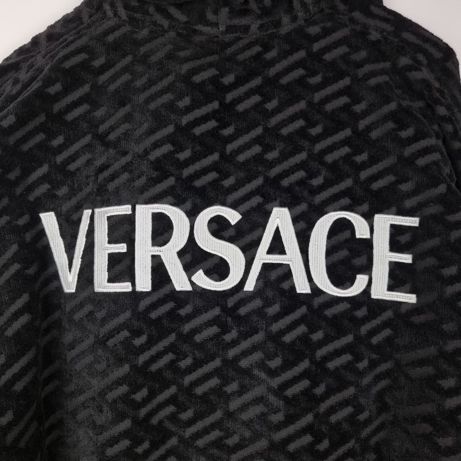 Versace VERSACE Greca Black Bathrobe New (Euro Size:S;) Size US S / EU 44-46 / 1 - 5 Thumbnail