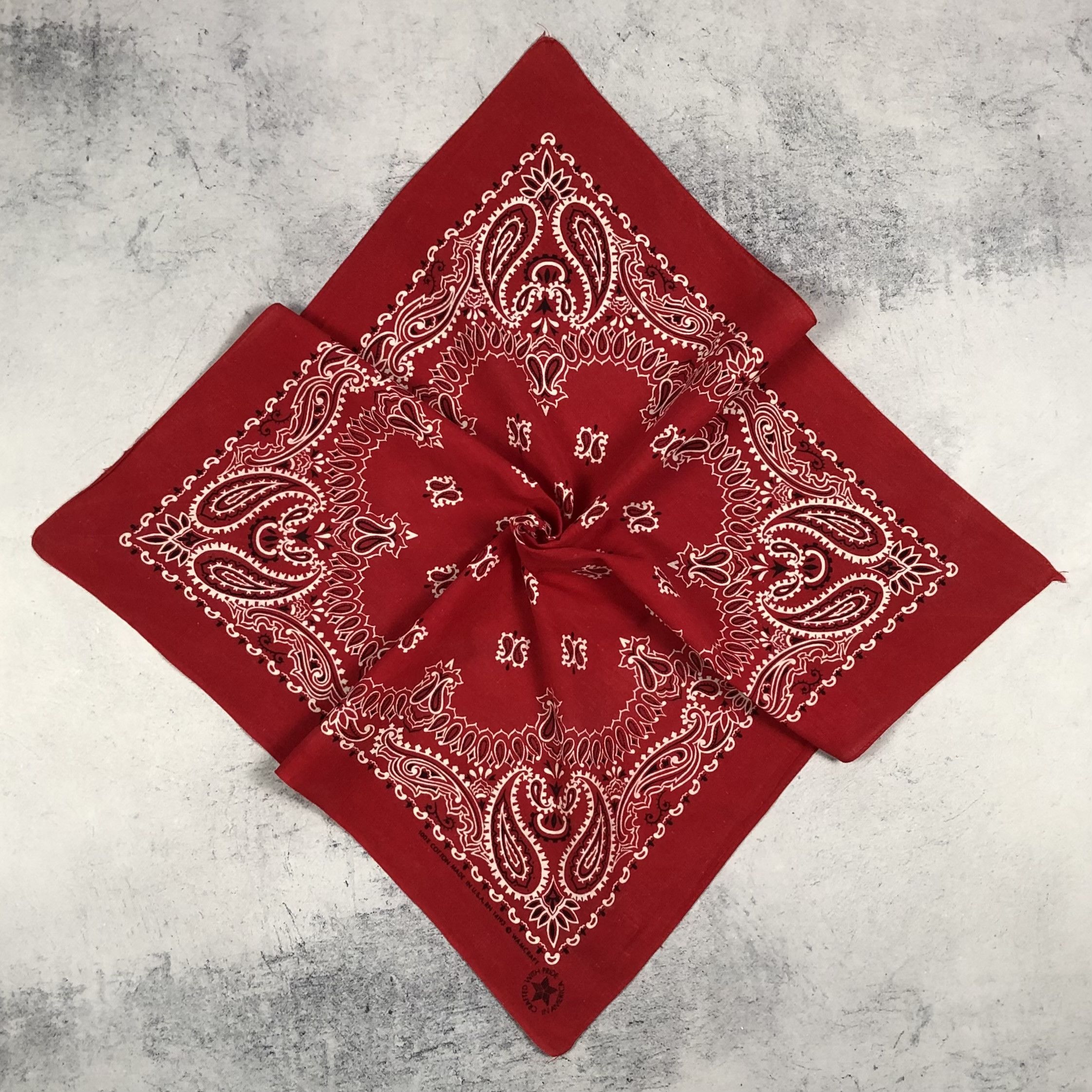 Vintage Vintage 90s Paisley USA Bandana Bloods Crips Size ONE SIZE - 1 Thumbnail