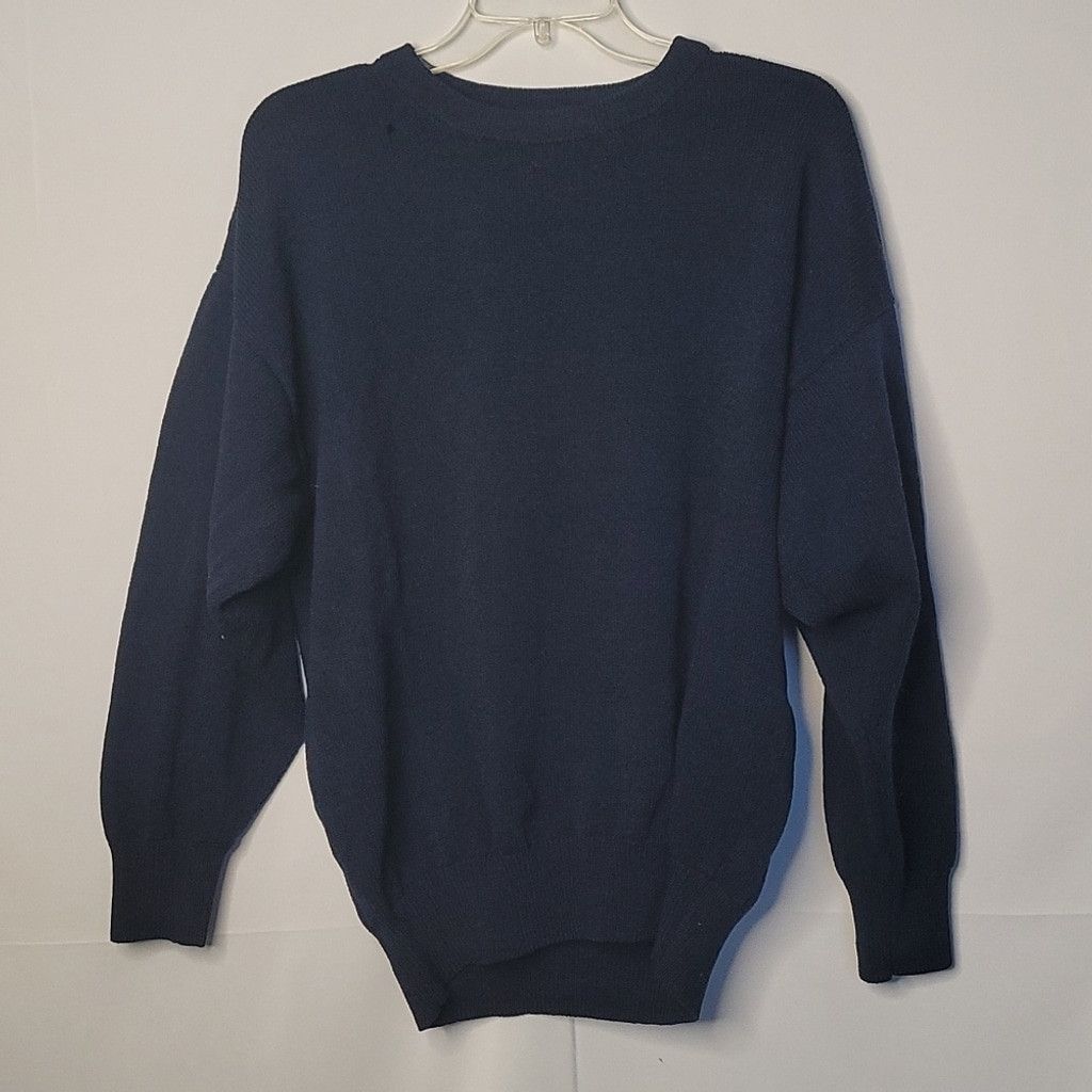 St. John ST. JOHN blue crew neck warm winter holiday sweater sz Large Size US L / EU 52-54 / 3 - 1 Thumbnail