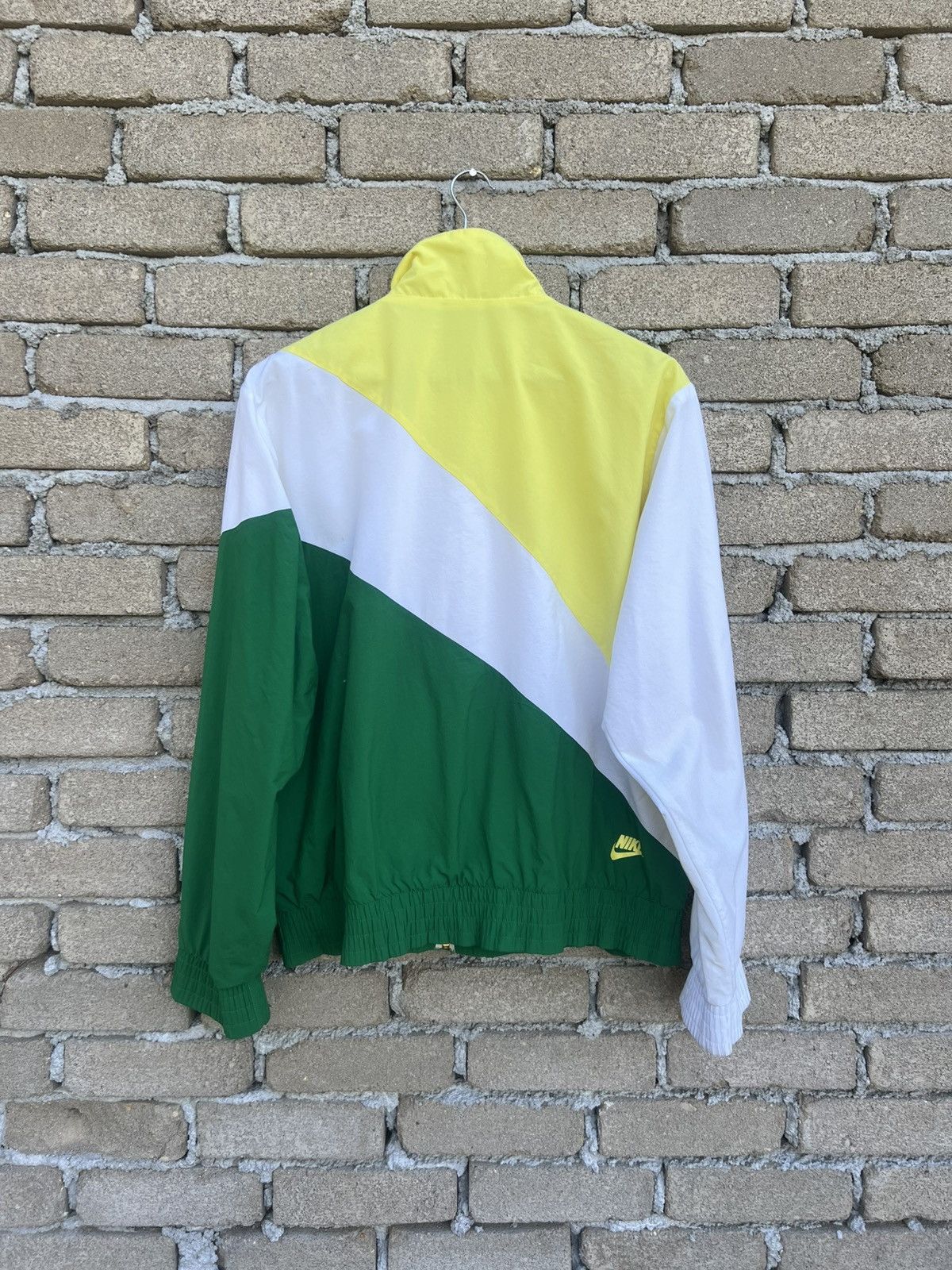 Nike Nike Spellout Light Jacket Very Nice Design Size US L / EU 52-54 / 3 - 7 Thumbnail