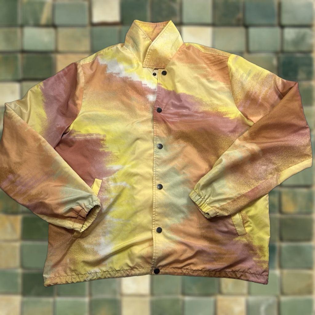 CMMN SWDN Cmmn Swdn Common Swedish Allover Coach Jacket Tie Dye Size 50 Beige Yellow Pink Regular Men Jacket Coach All Seasons Pockets Lightweight Vintage No Size US 34 / EU 50 - 1 Thumbnail