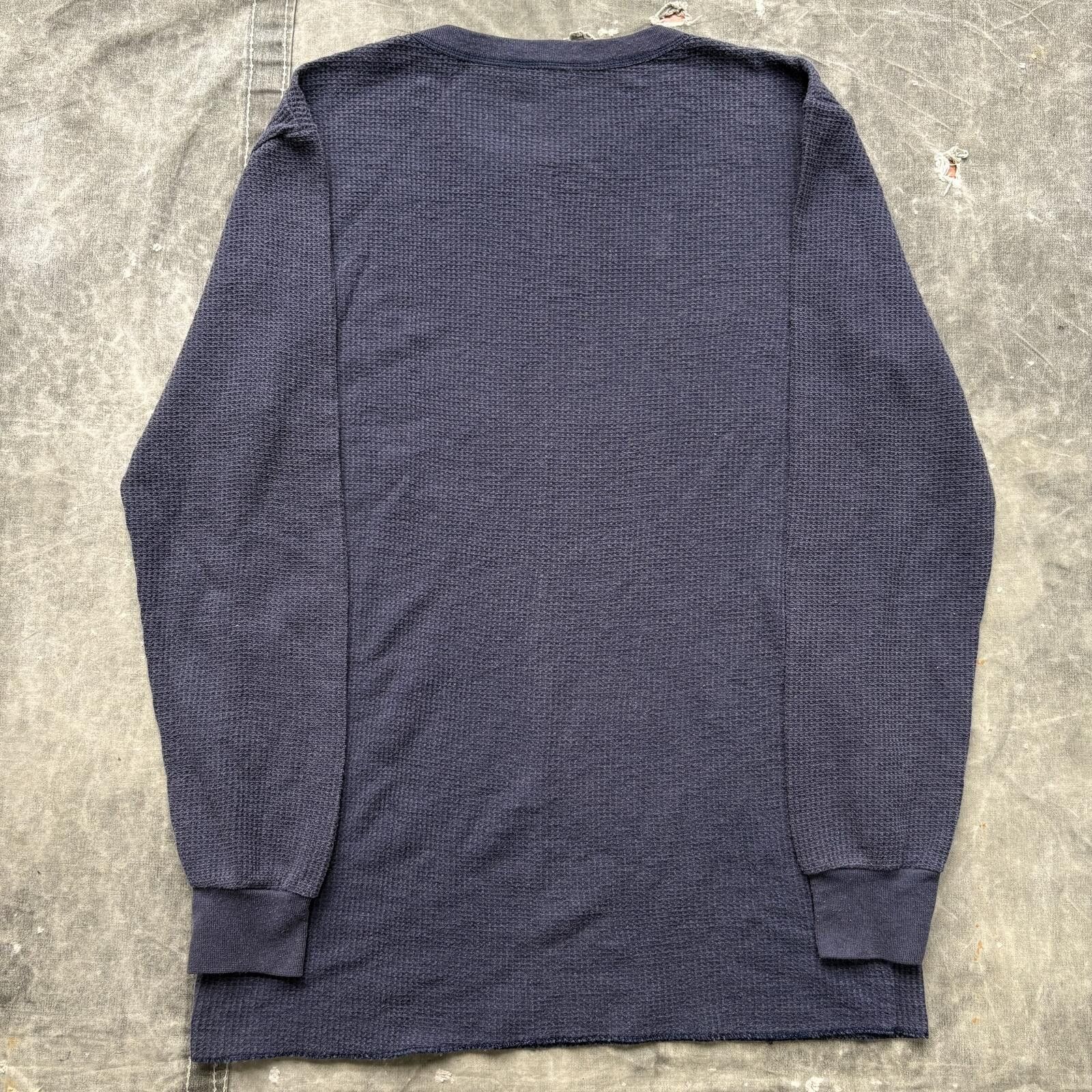 Fruit Of The Loom Vintage Y2K Navy Grunge Skater Thermal Waffle Knit Shirt Size US XL / EU 56 / 4 - 4 Thumbnail