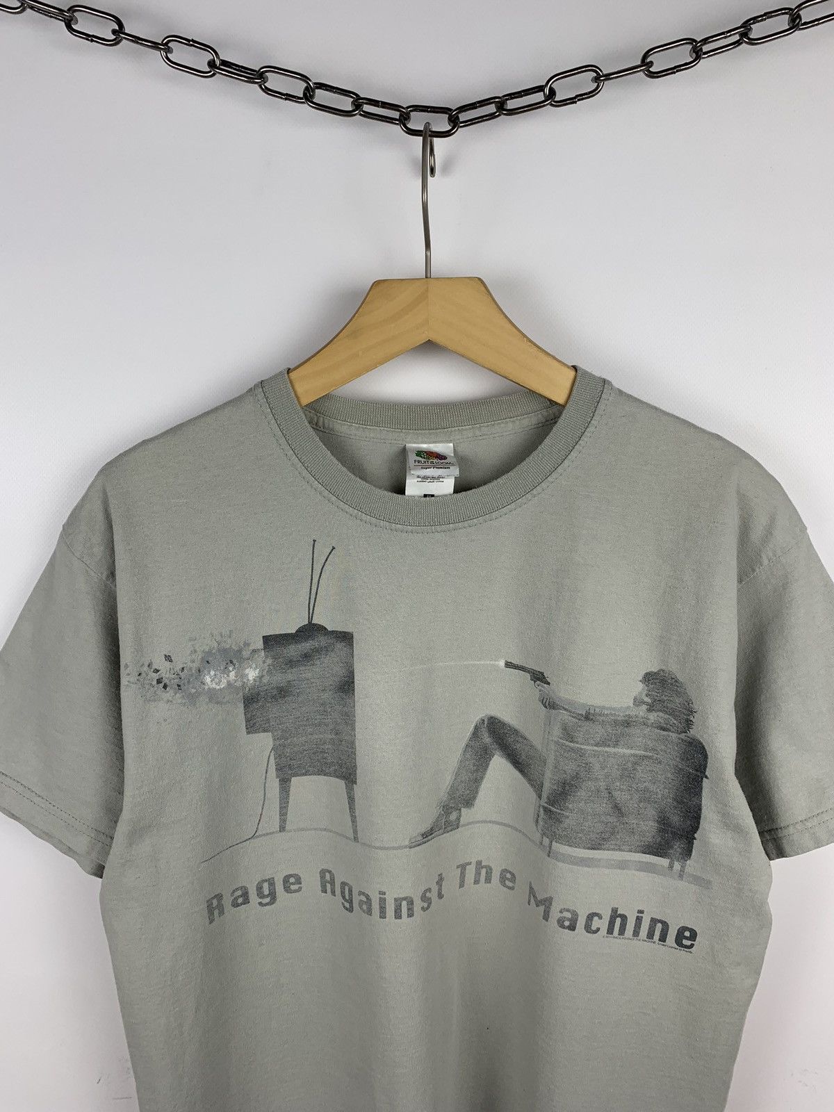 Band Tees Vintage Rage Against The Machine 2014 Rock Band T-Shirt Size US M / EU 48-50 / 2 - 2 Thumbnail