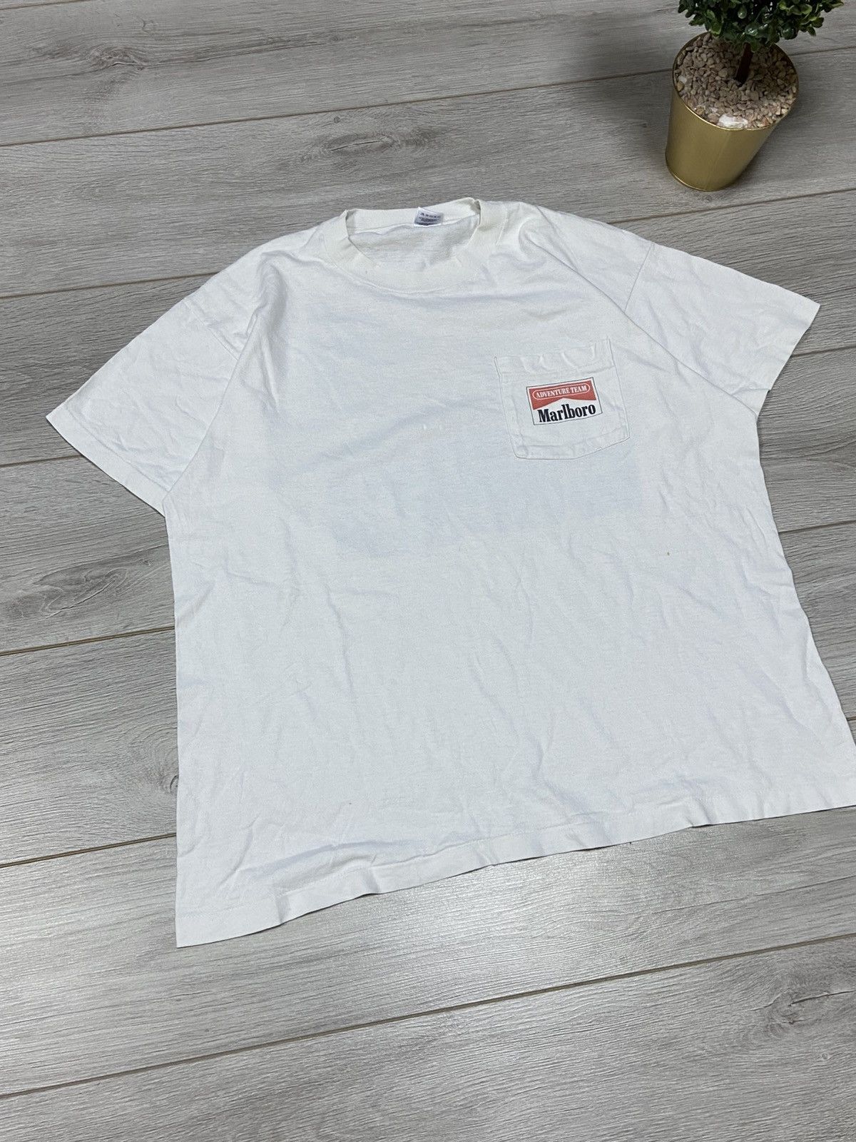 Marlboro Fruit of The loom 1990 Marlboro big print vintage t-shirt Size US XL / EU 56 / 4 - 3 Thumbnail