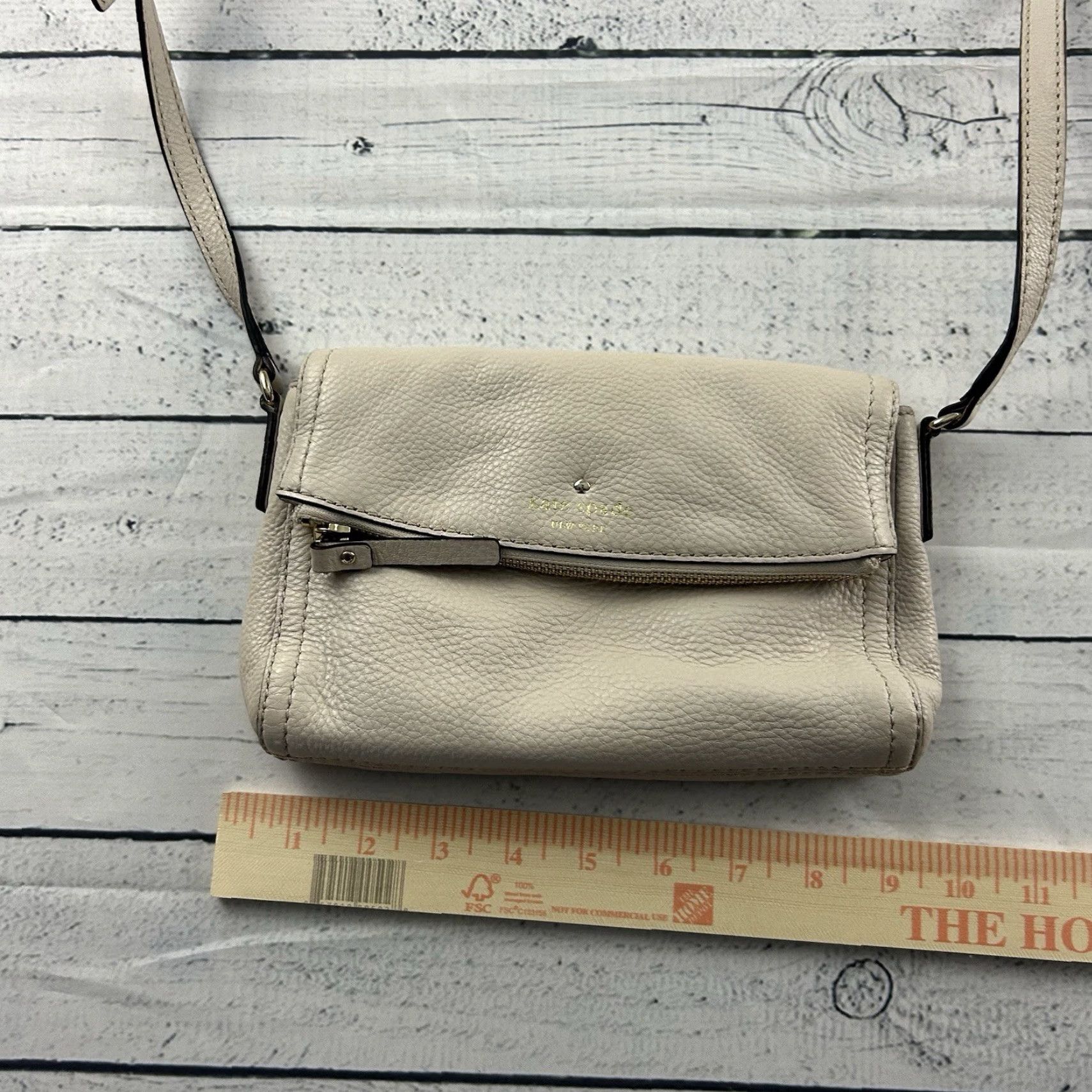 Vintage VINTAGE Kate Spade Crossbody Over The Shoulder Purse Cream Size ONE SIZE - 4 Thumbnail