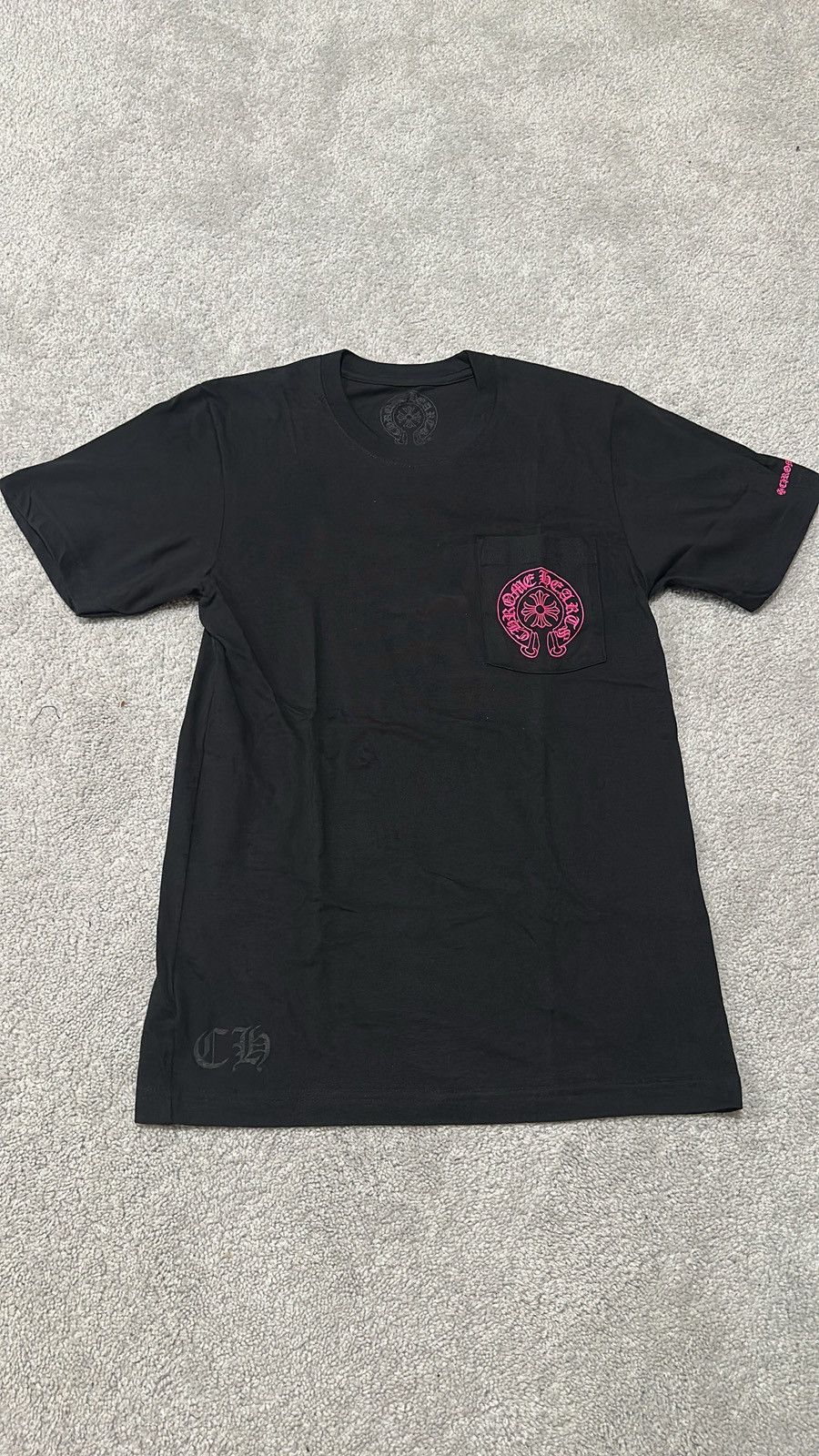 Chrome Hearts Pink Horseshoe Logo T-shirt main image 1