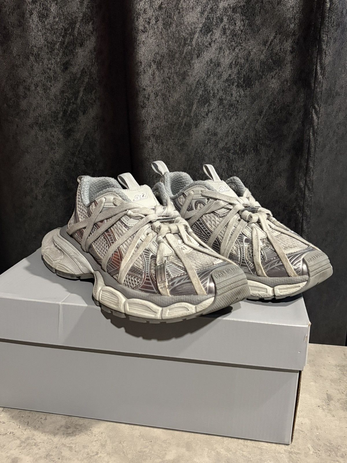 Balenciaga balenciaga 3xl extreme lace Size US 8 / EU 41 - 1 Thumbnail