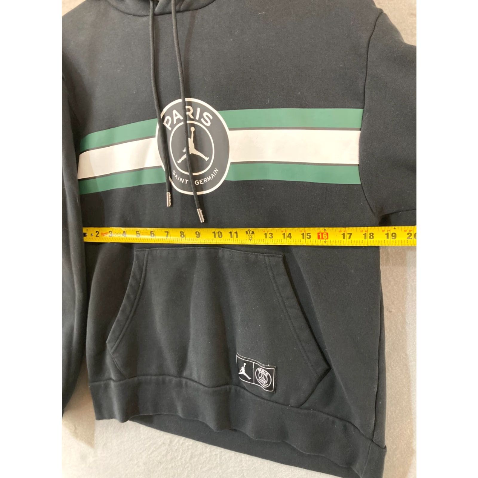 Jordan Brand Air Jordan Hoodie Mens Medium Black Paris Saint-Germain Basketball Pullover with Hood Pockets (Regular) Mens Size US M / EU 48-50 / 2 - 2 Thumbnail