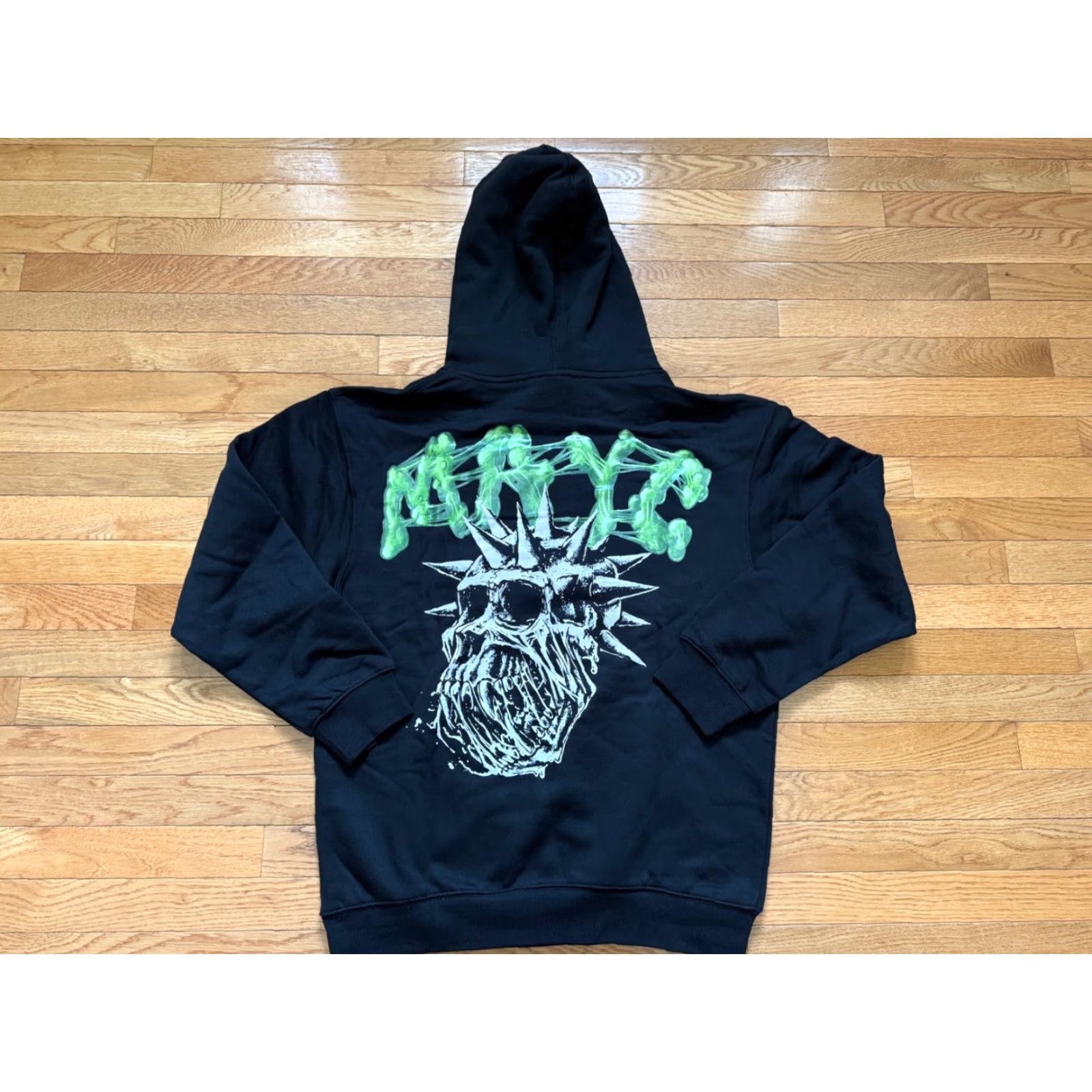Vintage Mutant Ape Yacht Club Mutant World Hoodie Men L Black NWOT Size US L / EU 52-54 / 3 - 2 Thumbnail