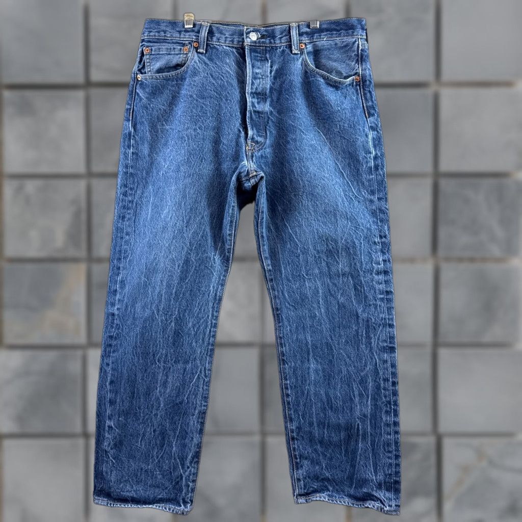 Levi's Levi's 501 Jeans Mens 36x28 Blue Denim Button Fly Straight Pockets Vintage No (Tag38x30) Size US 38 / EU 54 - 1 Thumbnail
