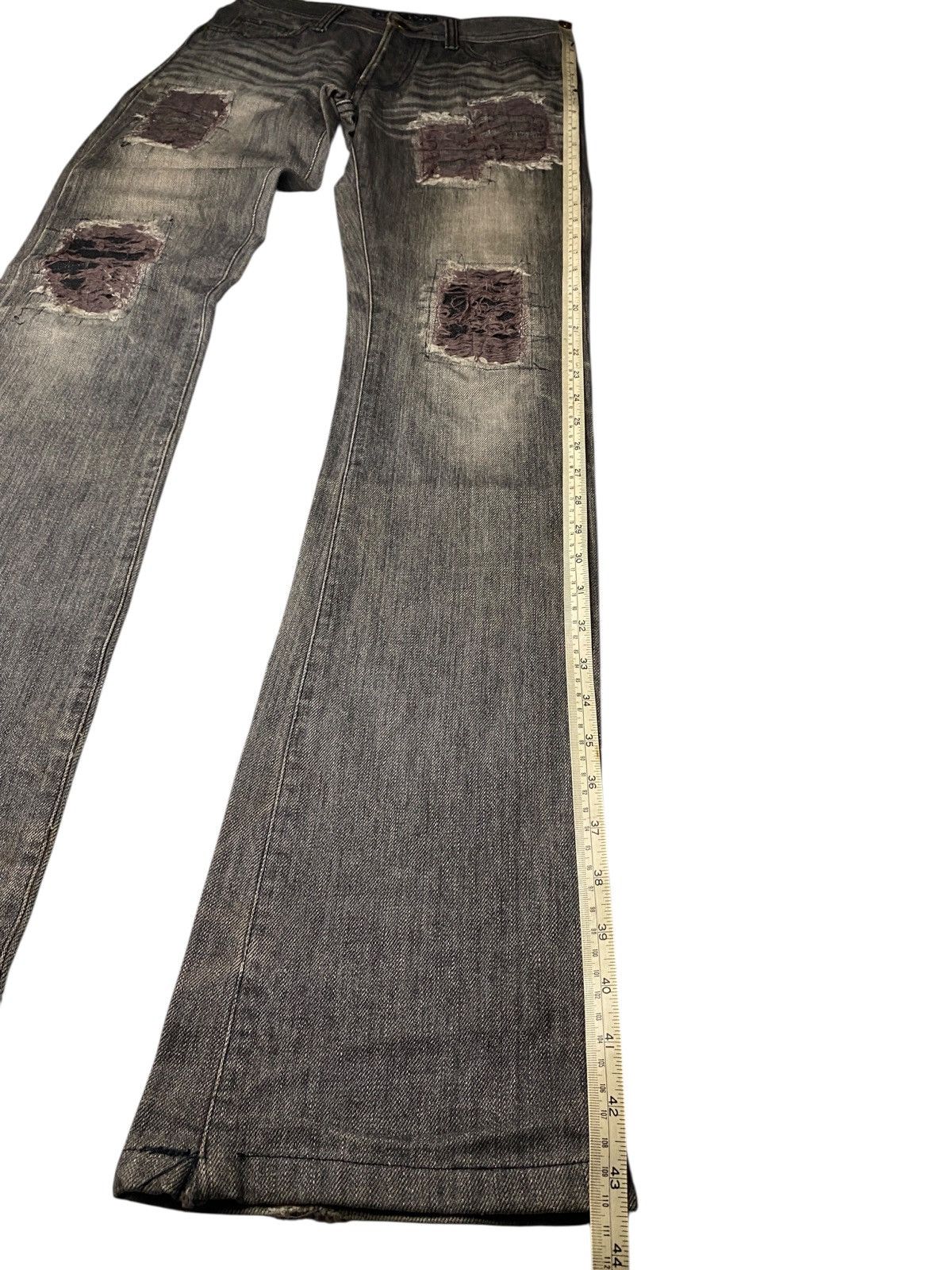 If Six Was Nine × Japanese Brand × Le Grande Bleu (L.G.B.) 2000's Paranoid Japan Distress Washed Flared Jeans Size US 27 - 12 Thumbnail