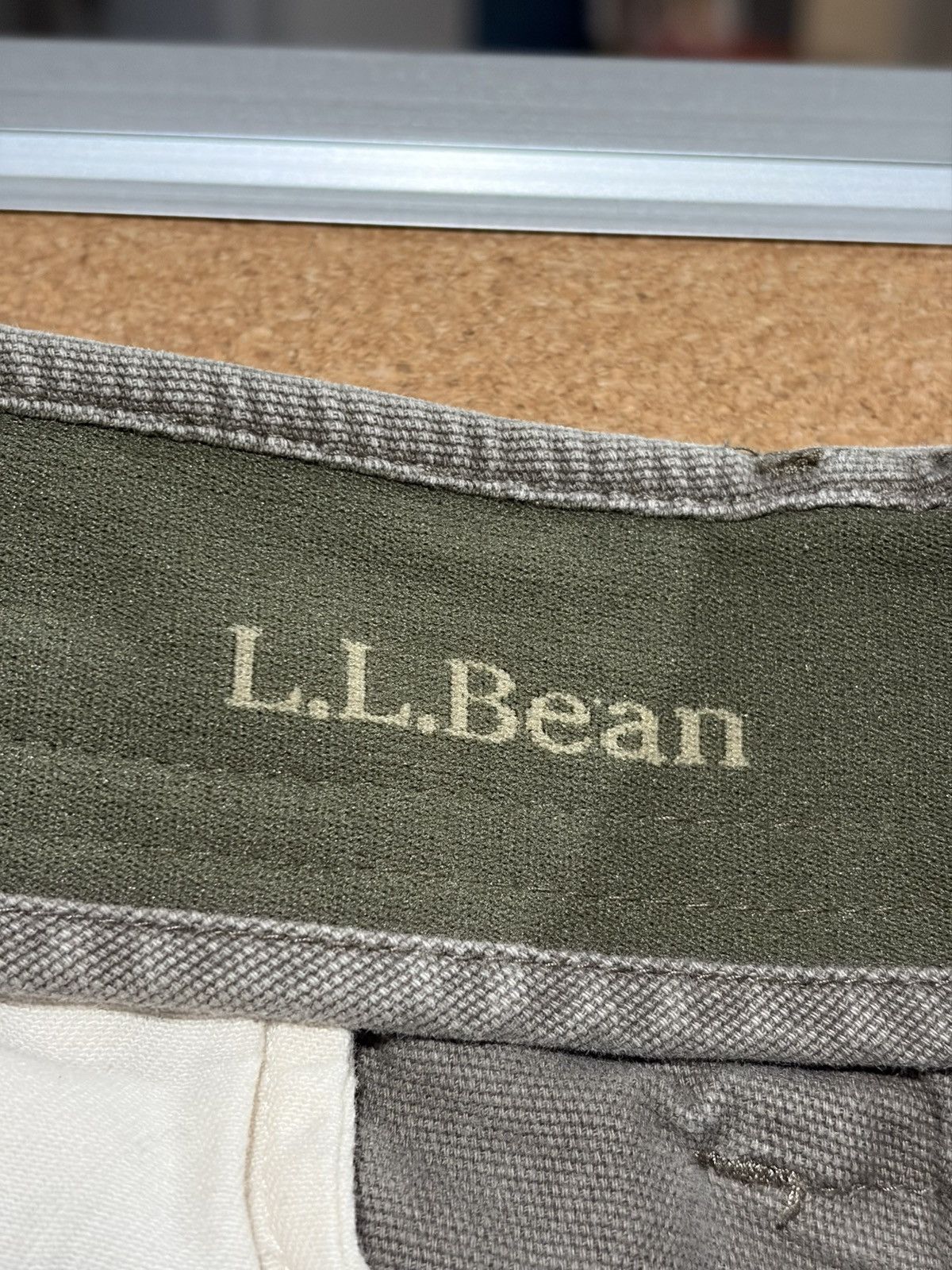 L.L. Bean L.L. Bean Pants Men 40x30 Cargo Canvas Stretch Workwear Size US 40 / EU 56 - 8 Thumbnail