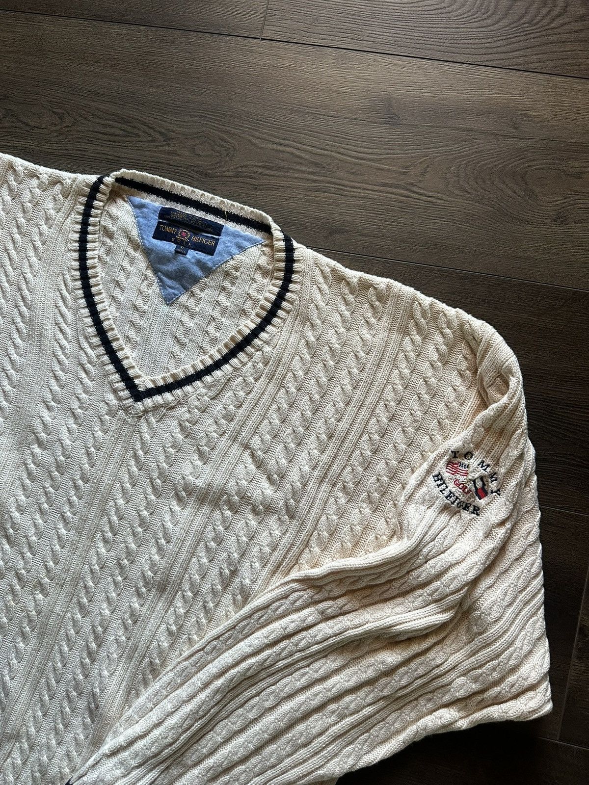 Tommy Hilfiger Vintage Tommy Hilfiger Knit Sweater Beige Size US XL / EU 56 / 4 - 5 Thumbnail