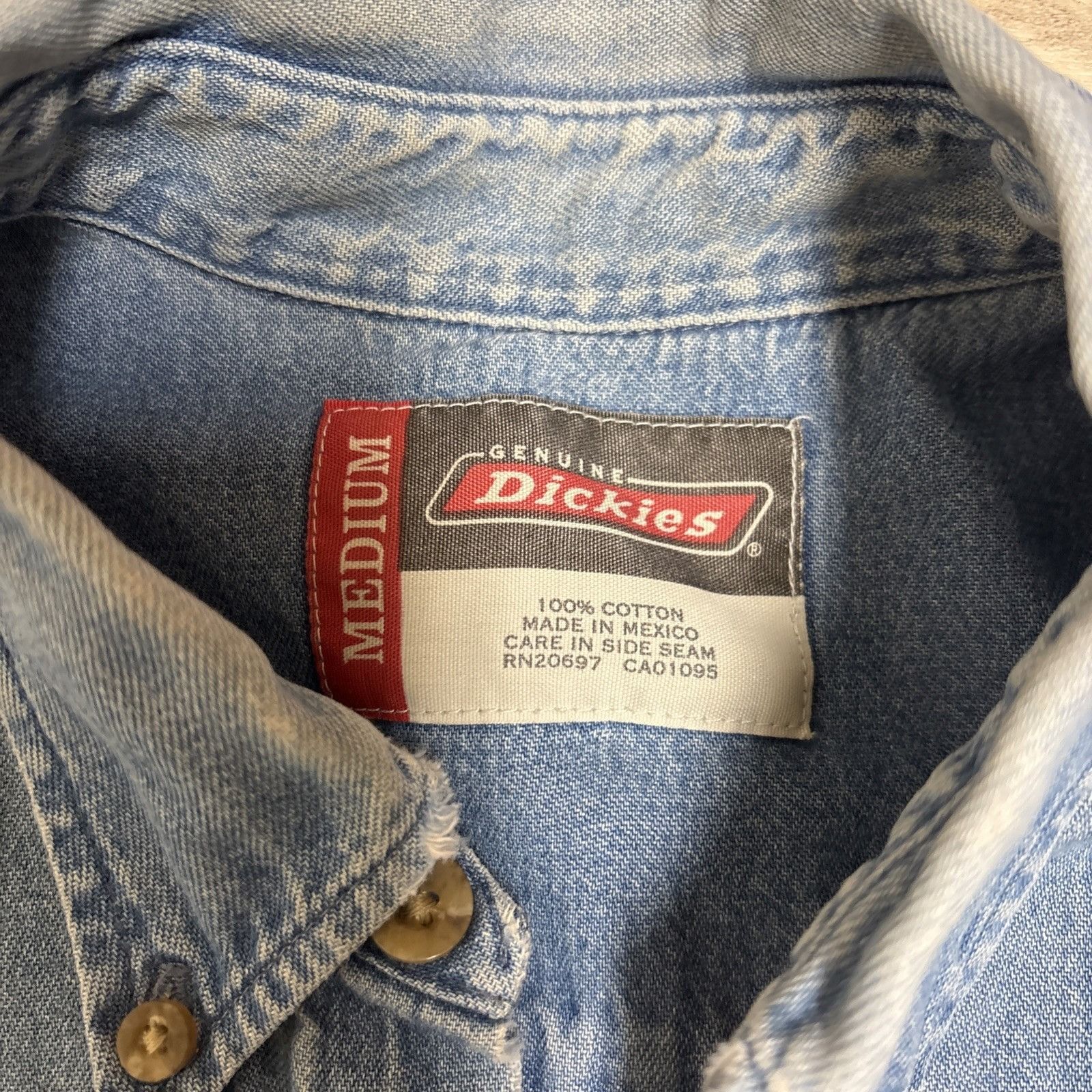 Dickies Dickies Denim Shirt Mens M Distressed Button Down Collar Cow Size US M / EU 48-50 / 2 - 6 Thumbnail
