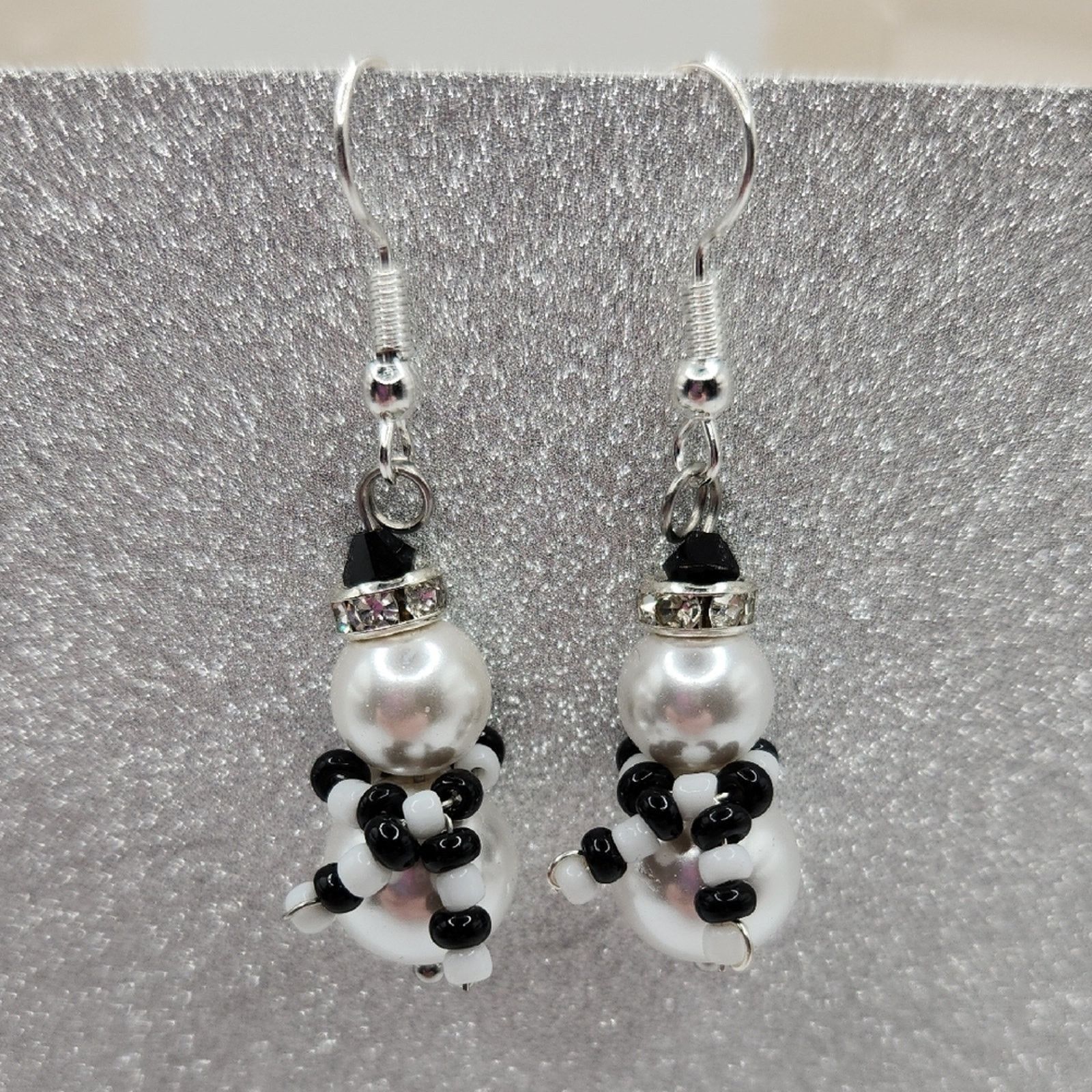 Other White and Black Beaded Snowman Earrings with Crystals Size ONE SIZE - 6 Thumbnail