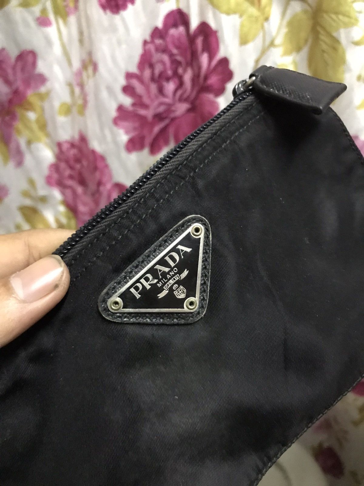 Prada Authentic Prada Pouch Black Size ONE SIZE - 4 Thumbnail