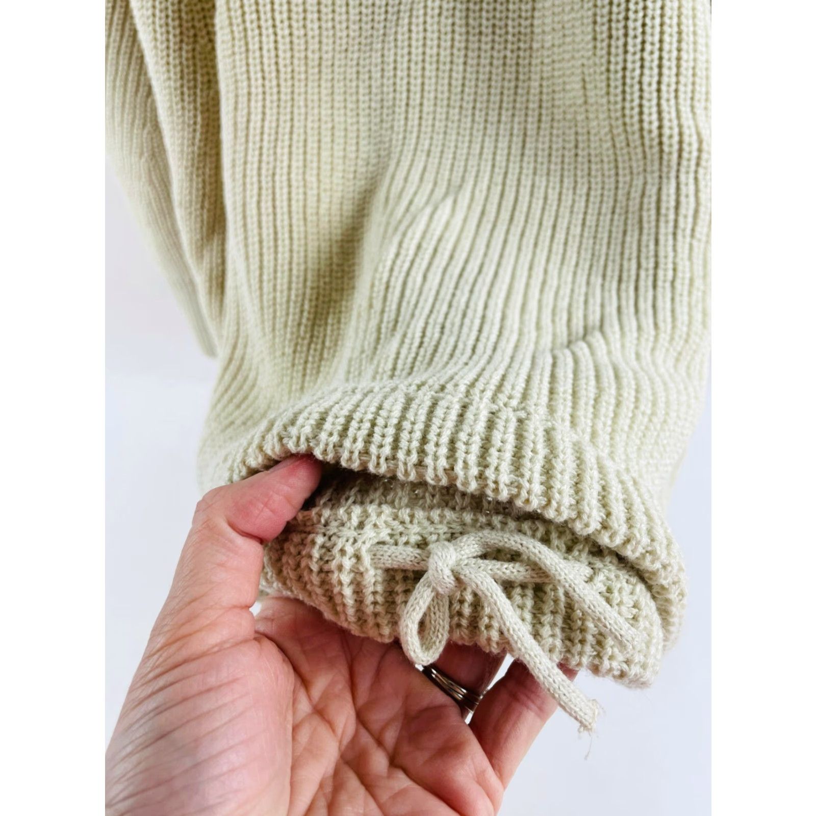 Vintage RDI Sweater Women’s Size S Oversized Cream Mock Neck Drawstring Sleeve Knit NWT Size S / US 4 / IT 40 - 4 Thumbnail