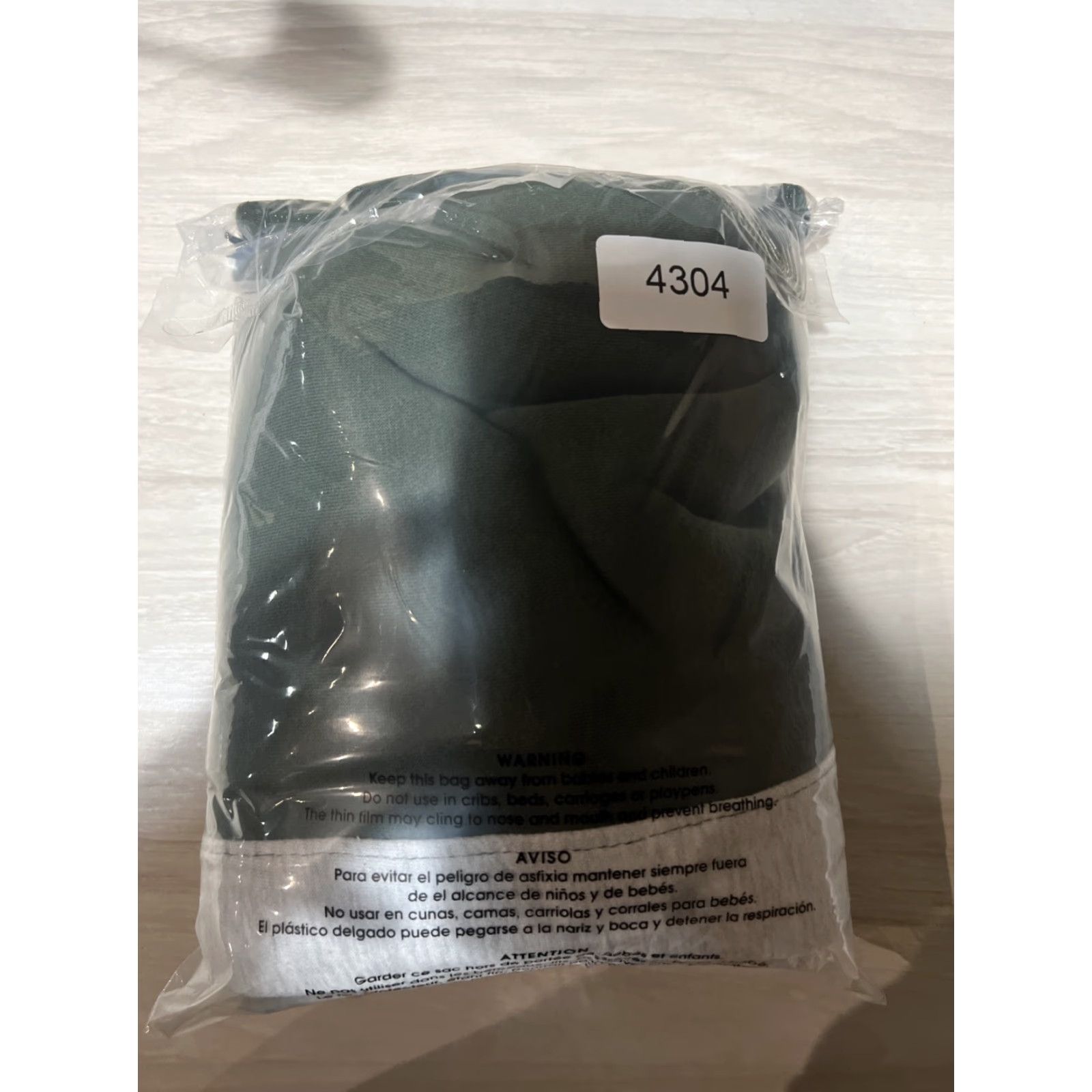 Tommy Hilfiger Tommy Hilfiger AMG Petronas Sweatpants Green Mens Large Pants Regular 32in Inseam Mercedes F1 Team Logo Zip Pockets Front Flat Front Vintage No Size US 33 - 6 Thumbnail