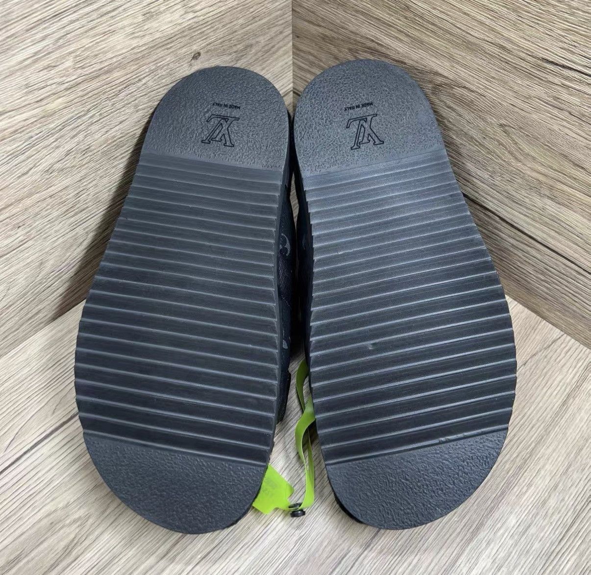 Louis Vuitton Louis Vuitton Honolulu Shearling Monogram Slippers J41 Size US 8 / EU 41 - 4 Thumbnail